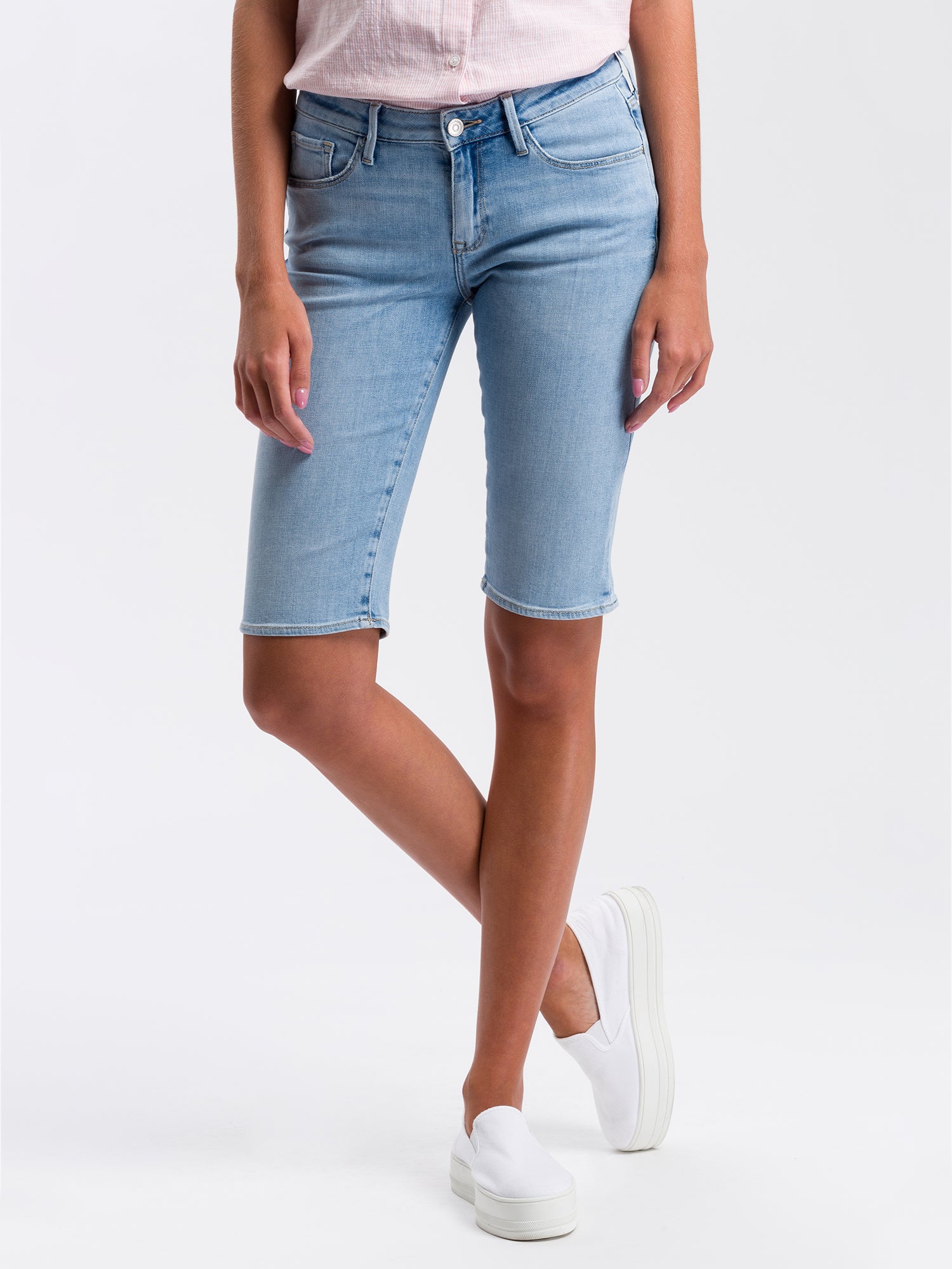 CROSS JEANS AMY Bermuda - Sky Mist Blue - A547-047