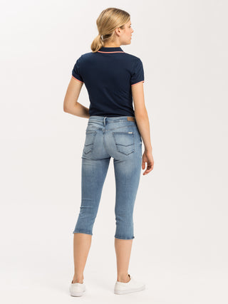 CROSS JEANS AMBER Capri - Sunwashed Denim Blue - A548-010