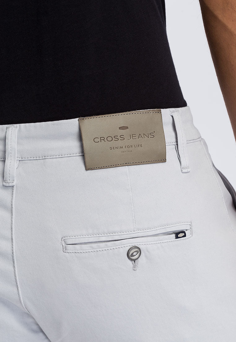 CROSS JEANS LEOM CHINO Bermuda Mist White - A565-085 von Cross Jeans