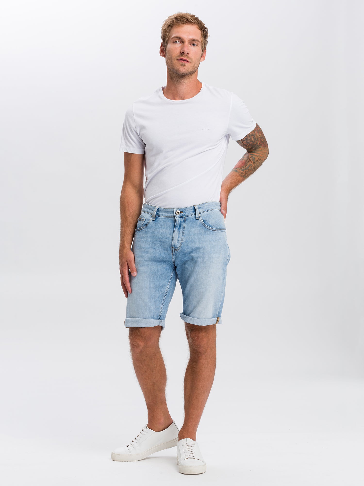 CROSS JEANS LEOM Shorts - Breezy Shore Blue - A565-143 von Cross Jeans