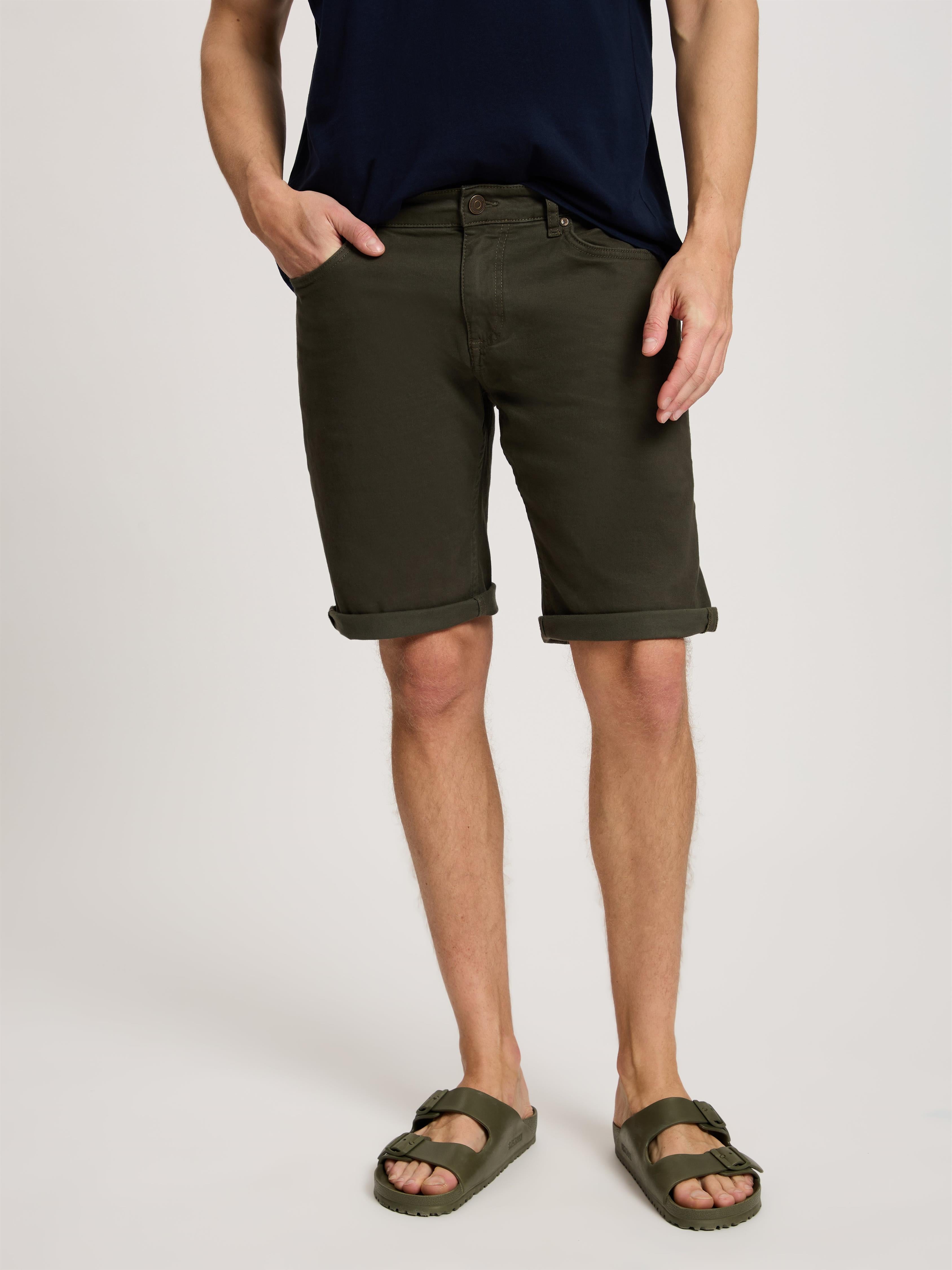 CROSS JEANS LEOM Shorts - Deep Moss Olive - A565-195