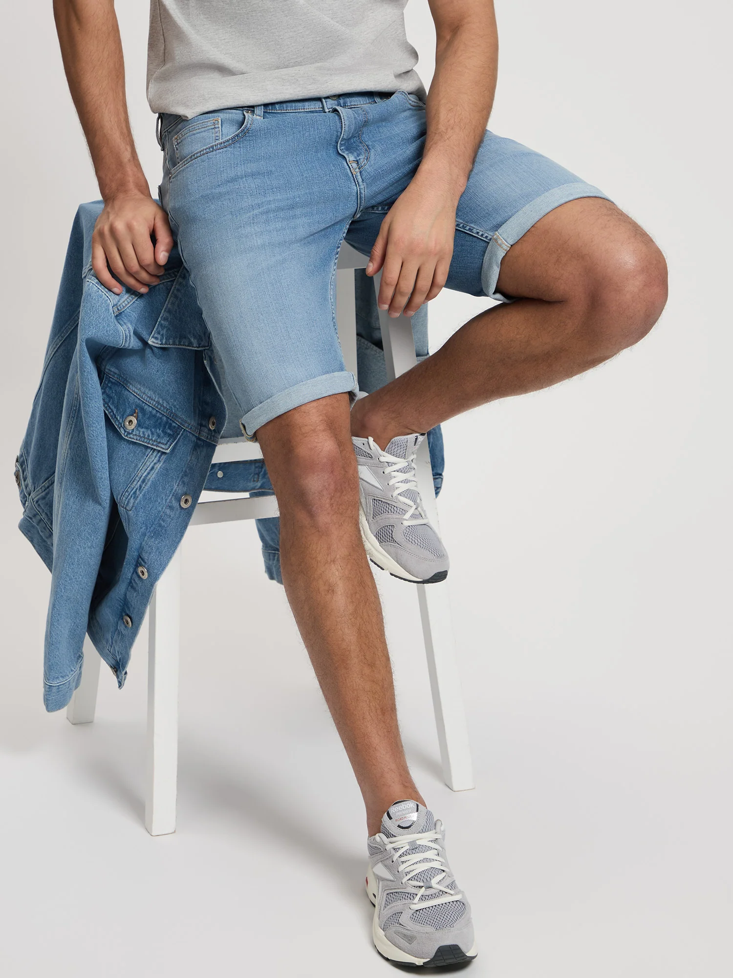 CROSS JEANS LEOM Shorts - Powder Harbor Blue - A565-293 von Cross Jeans