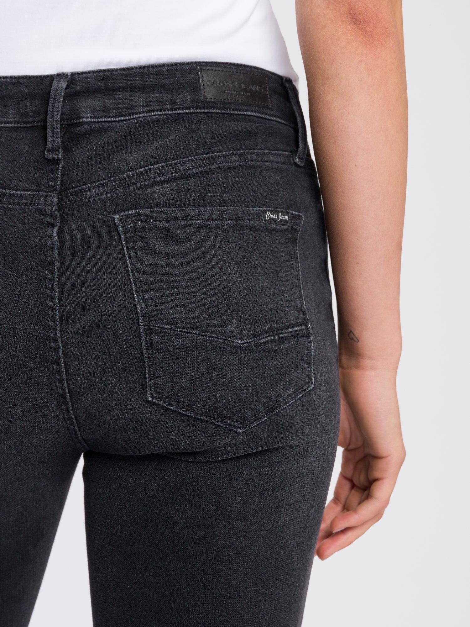 CROSS JEANS ALAN Jeans - Midnight Ink Black - N497-307 von Cross Jeans