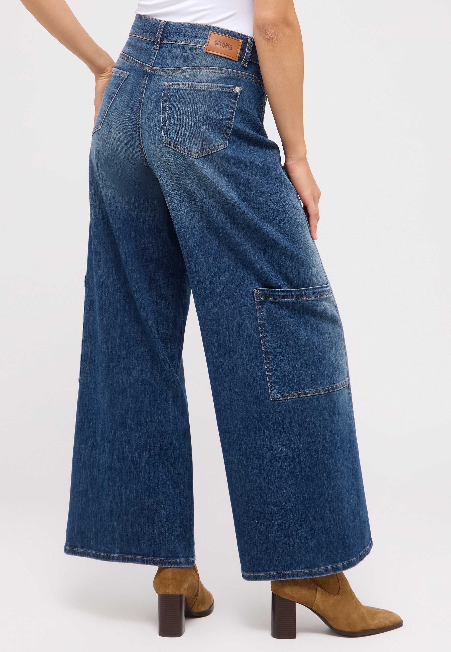 ANGELS Liva Seam Cargo Wide Leg Jeans - Coastal Worn Blue - 350 2388.33288 von Angels Jeans
