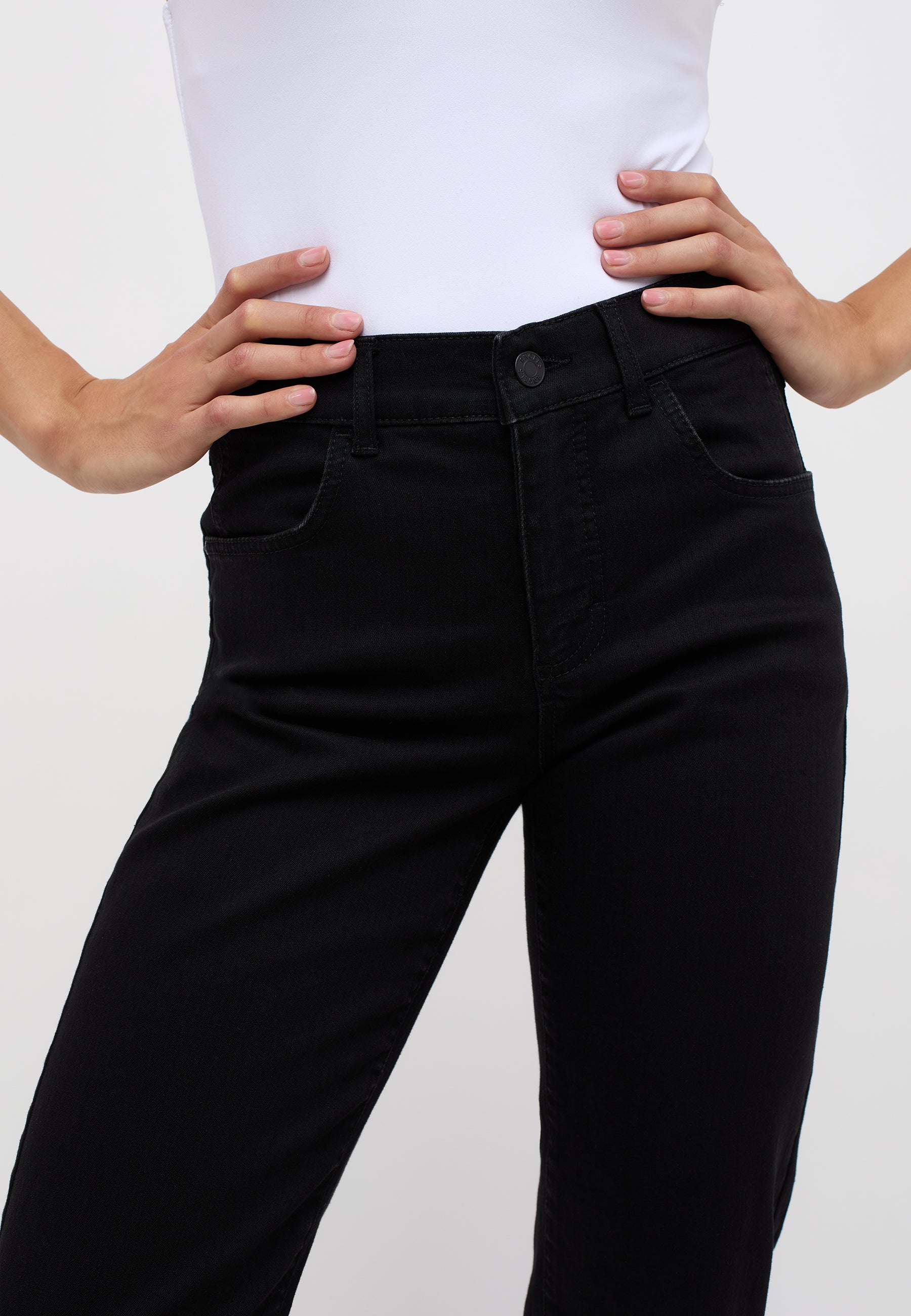 ANGELS JEANS Dolly Comfort-Fit Jeans - Deep Velvet Black - 346 8055.10