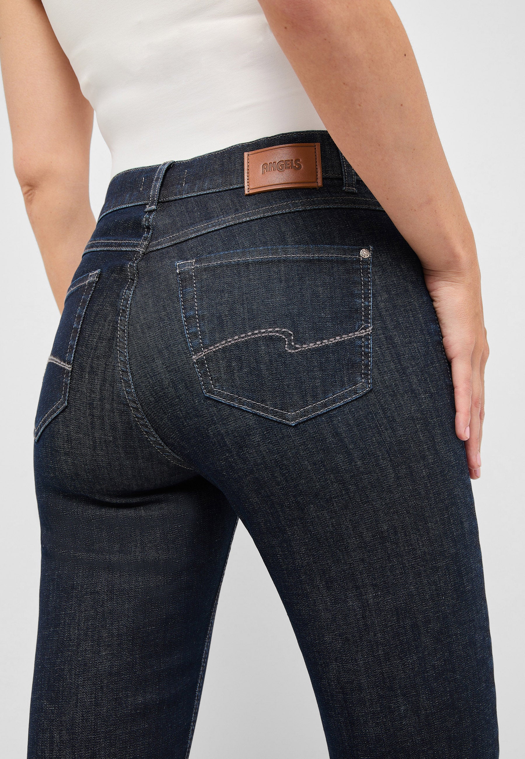 ANGELS JEANS Cici Straight-Leg Jeans - Deep Twilight Indigo - 346 3400.31 von Angels Jeans