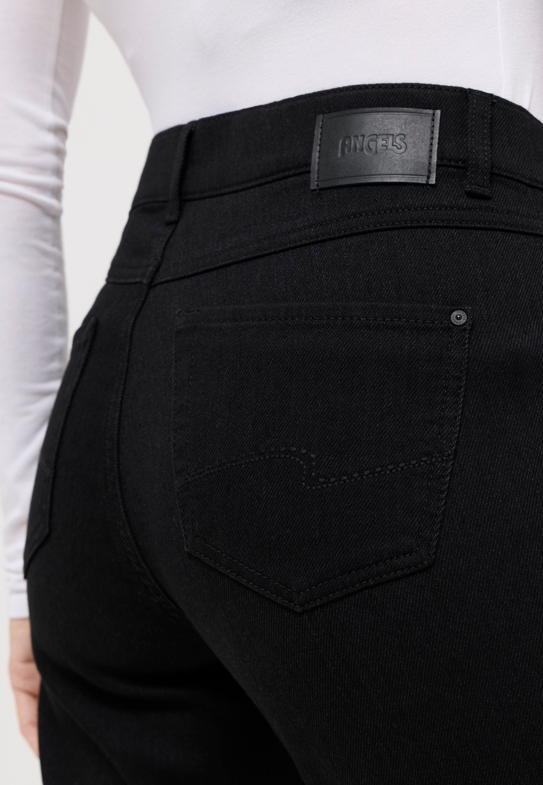 ANGELS JEANS Dolly Straight Jeans - Deep Velvet Black - 321 8055.10 von Angels Jeans