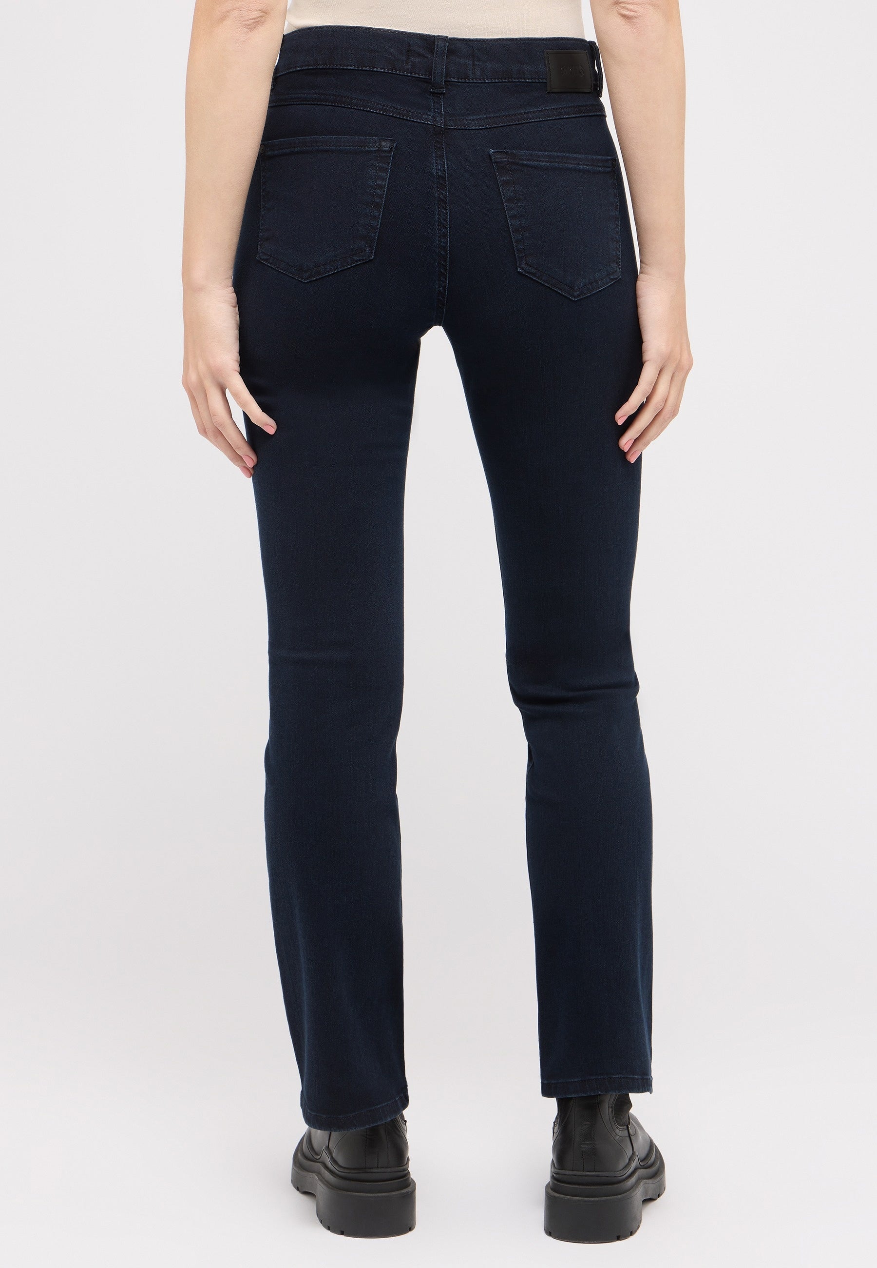 ANGELS Leni Bootcut Jeans - Deep Midnight Indigo - 346 8900.30 von Angels Jeans