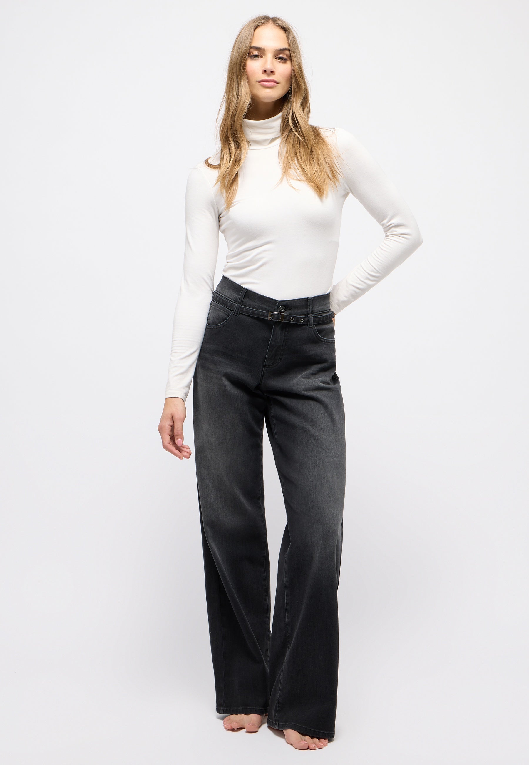 ANGELS Liz Belt Wide Leg Jeans - Smoky Slate - 350 2565.1158 von Angels Jeans