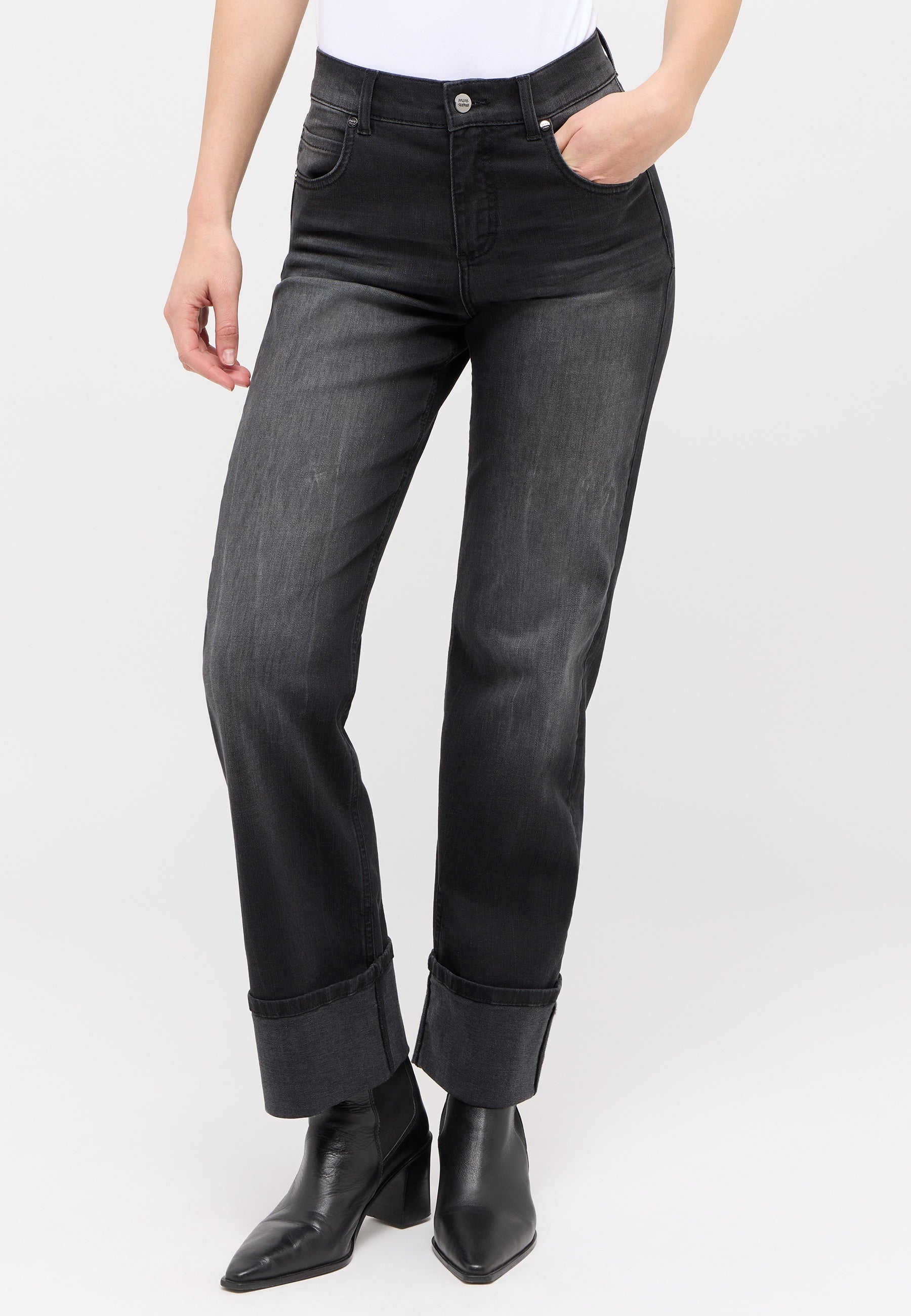 ANGELS Lara Tu Jeans - Smoky Graphite - 350 2909.1158 von Angels Jeans
