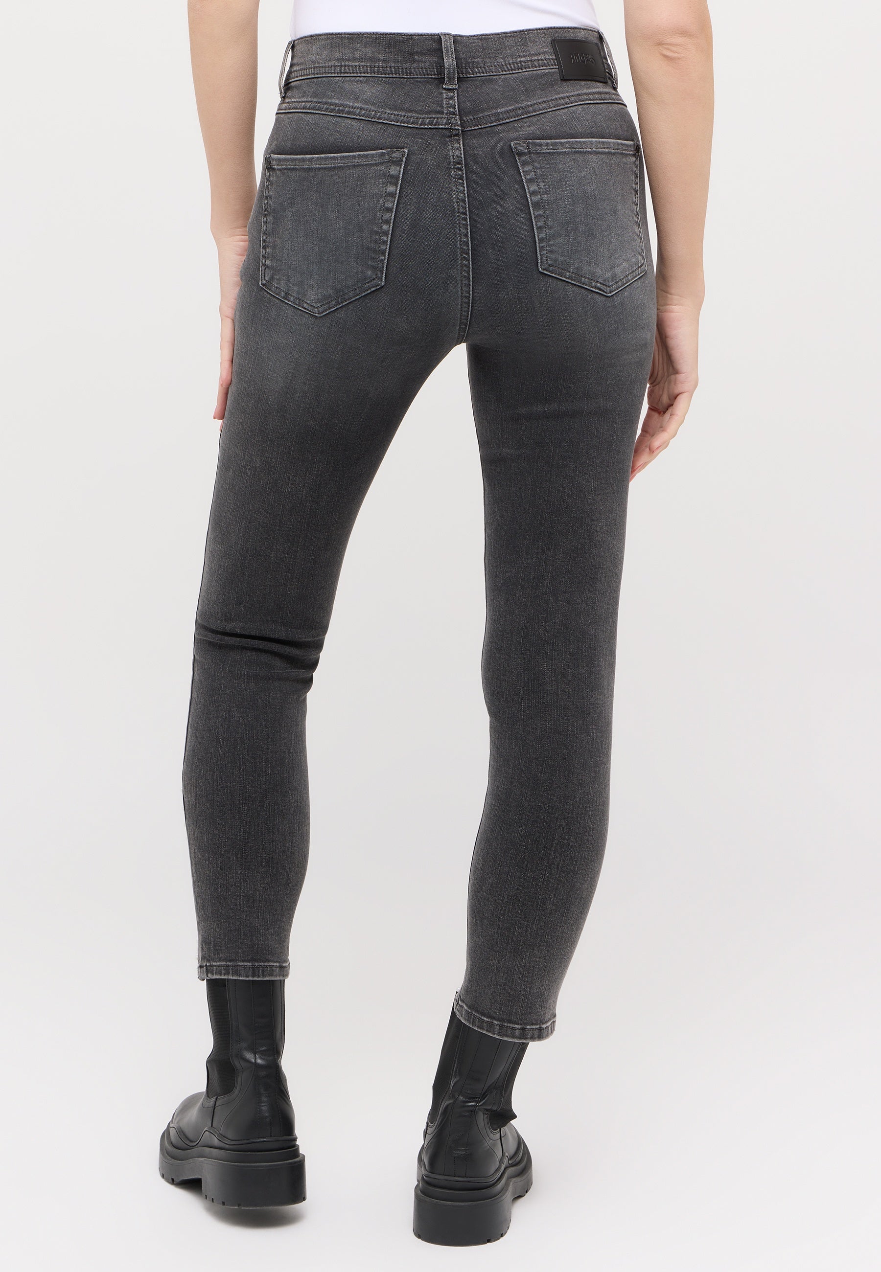 ANGELS Ornella Detail Pearl 7/8 Jeans - Smoky Slate Grey - 346 684607.12758 von Angels Jeans