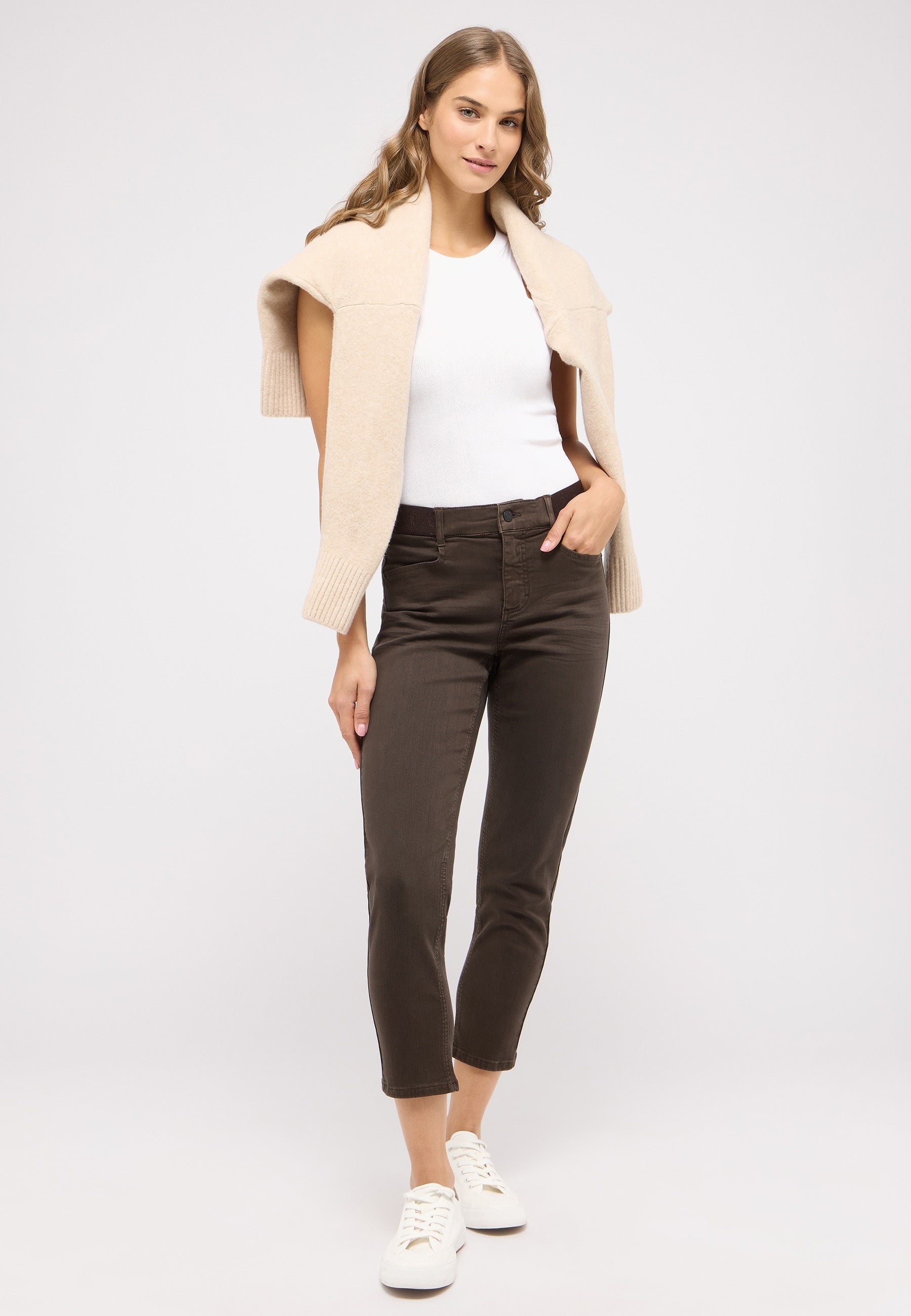 ANGELS Ornella Sporty 7/8-Jeans - Dark Espresso Brown - 346 688907.42058 von Angels Jeans