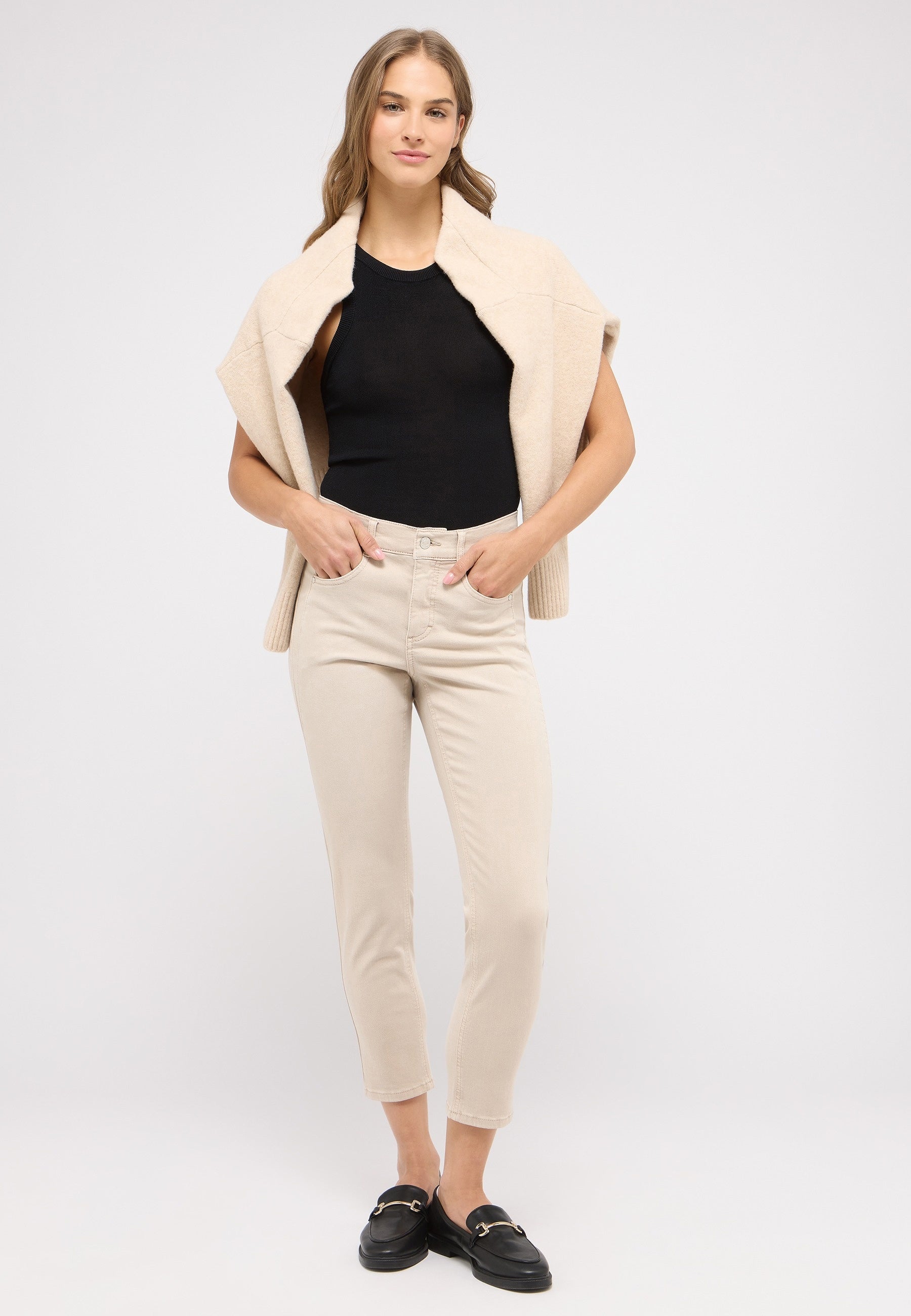 ANGELS Ornella Seam 7/8 Jeans - Soft Almond - 346 684407.4805 von Angels Jeans