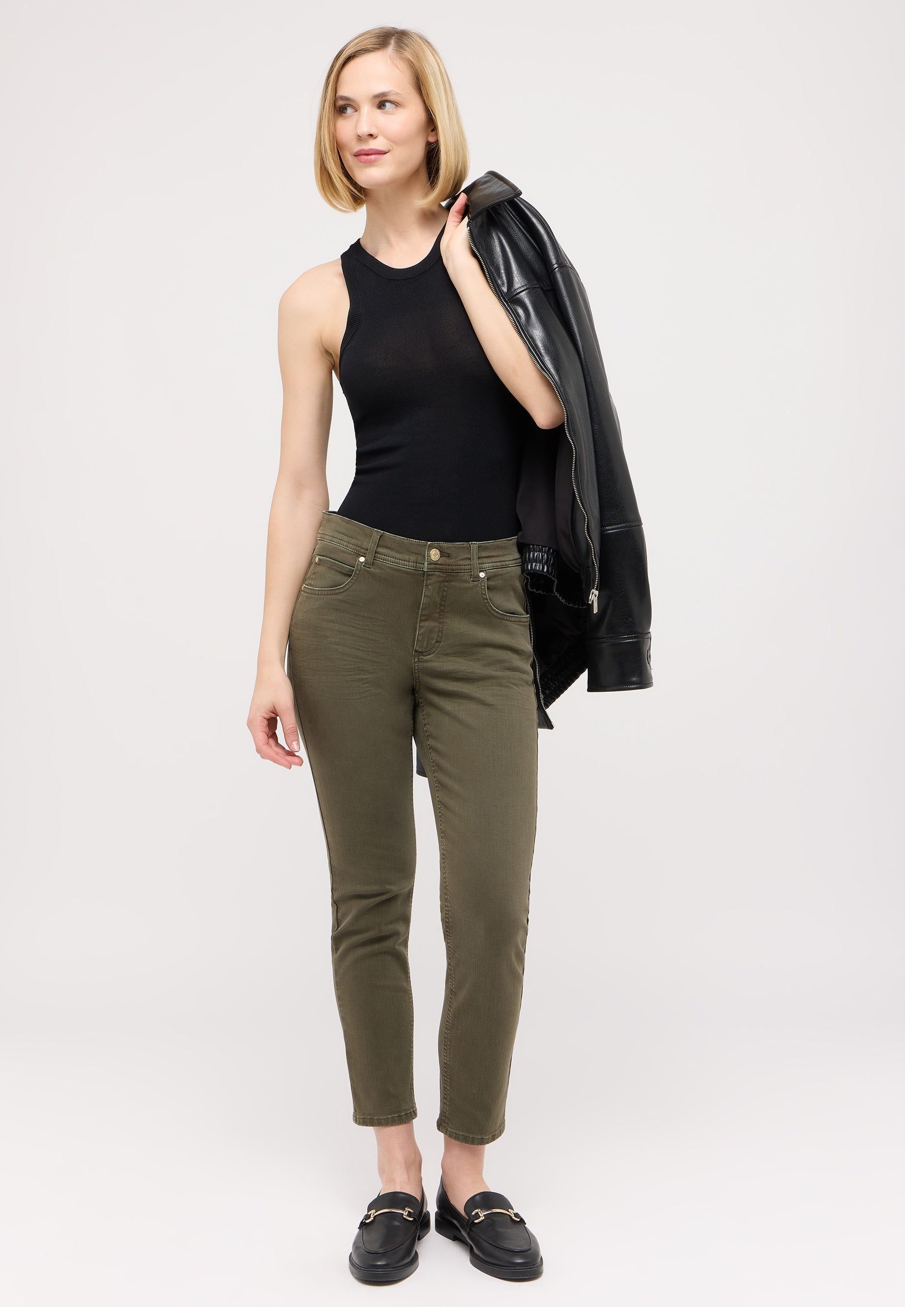 ANGELS Ornella 7/8-Jeans - Dark Olive Dusk - 346 680007.52358 von Angels Jeans