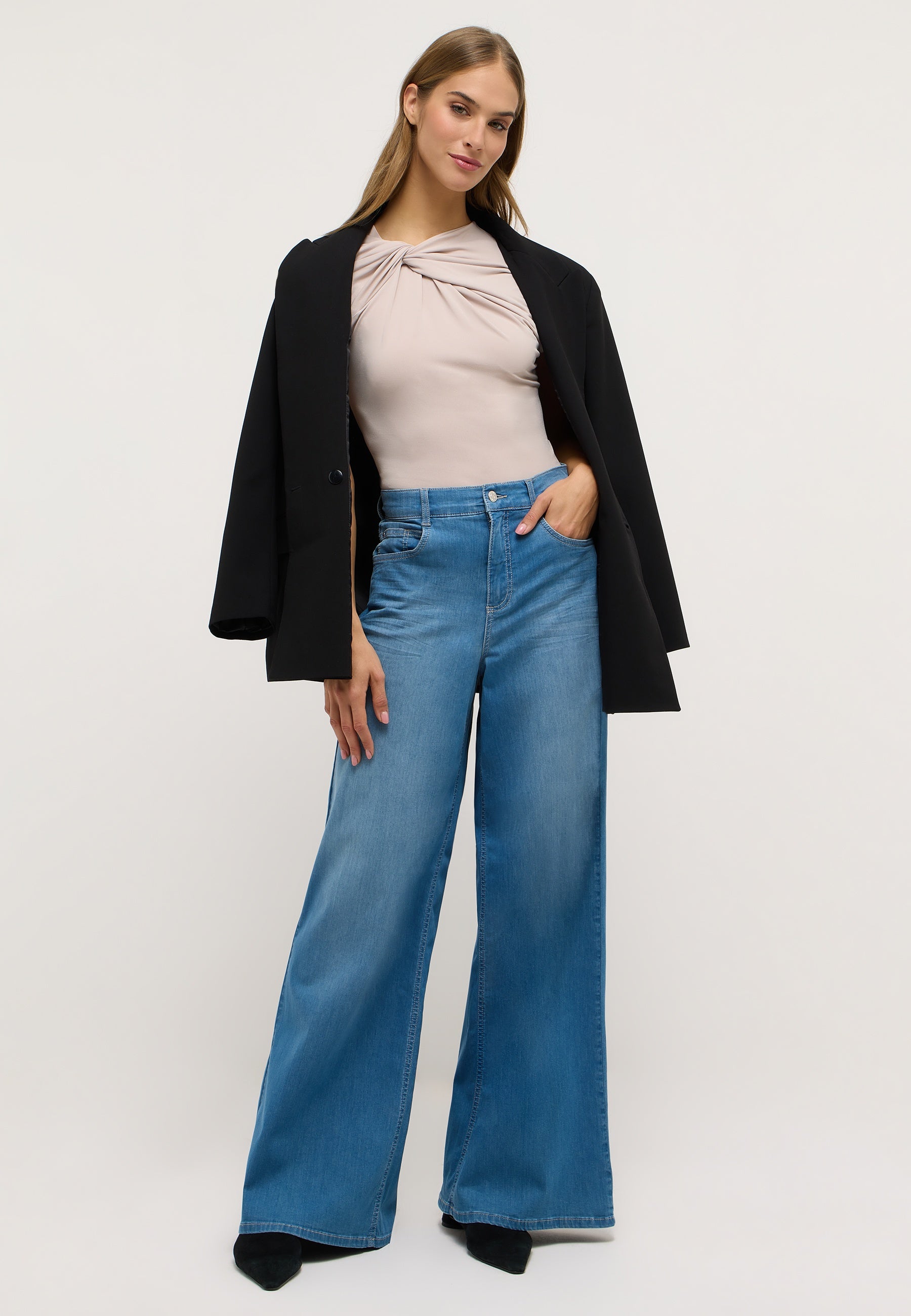 ANGELS Liva Wide Leg Jeans - Breezy Coastal Blue - 332 2300.3458 von Angels Jeans