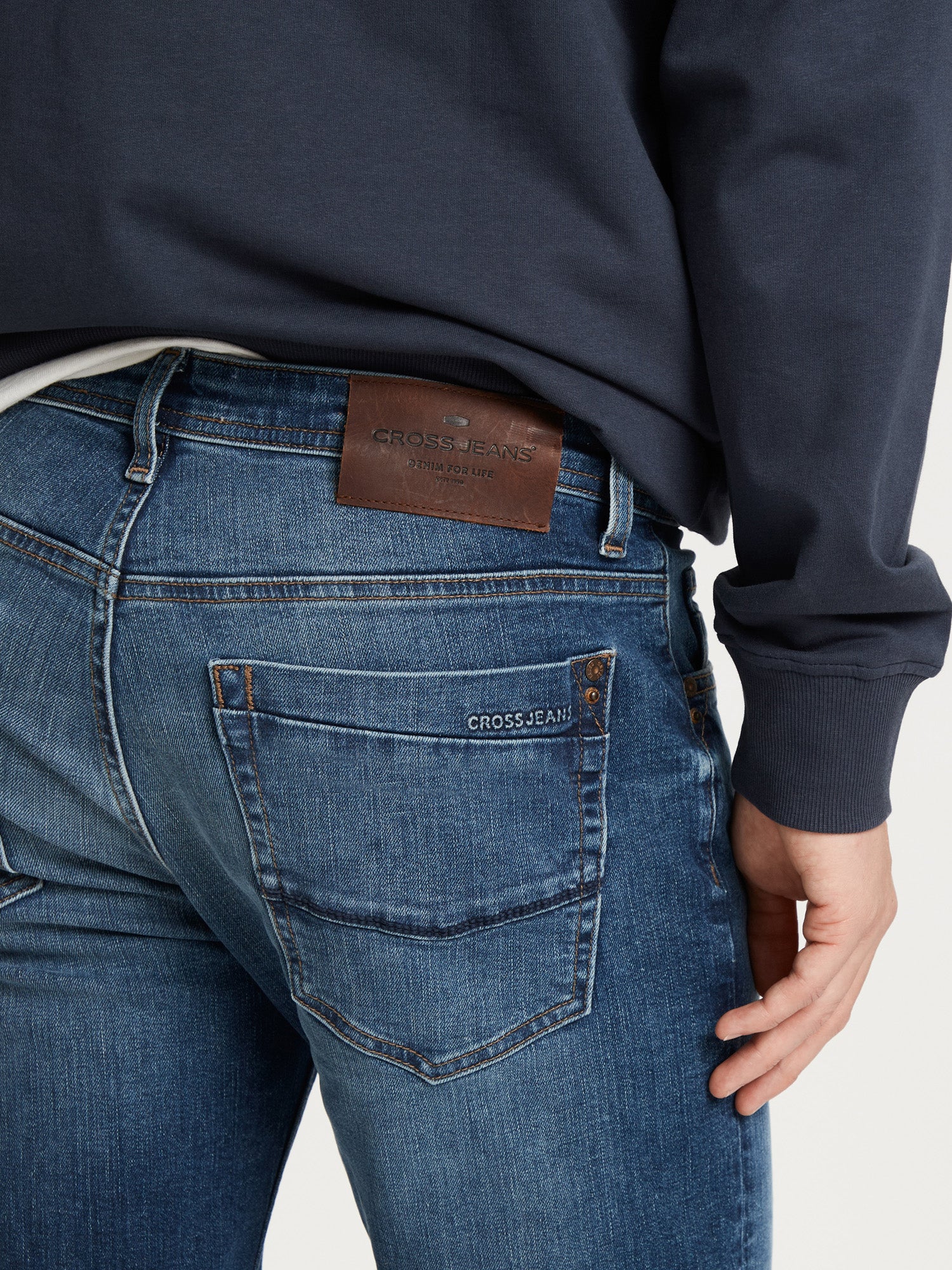 CROSS JEANS Antonio Jeans - Deep Indigo Mist - E161-313 von Cross Jeans