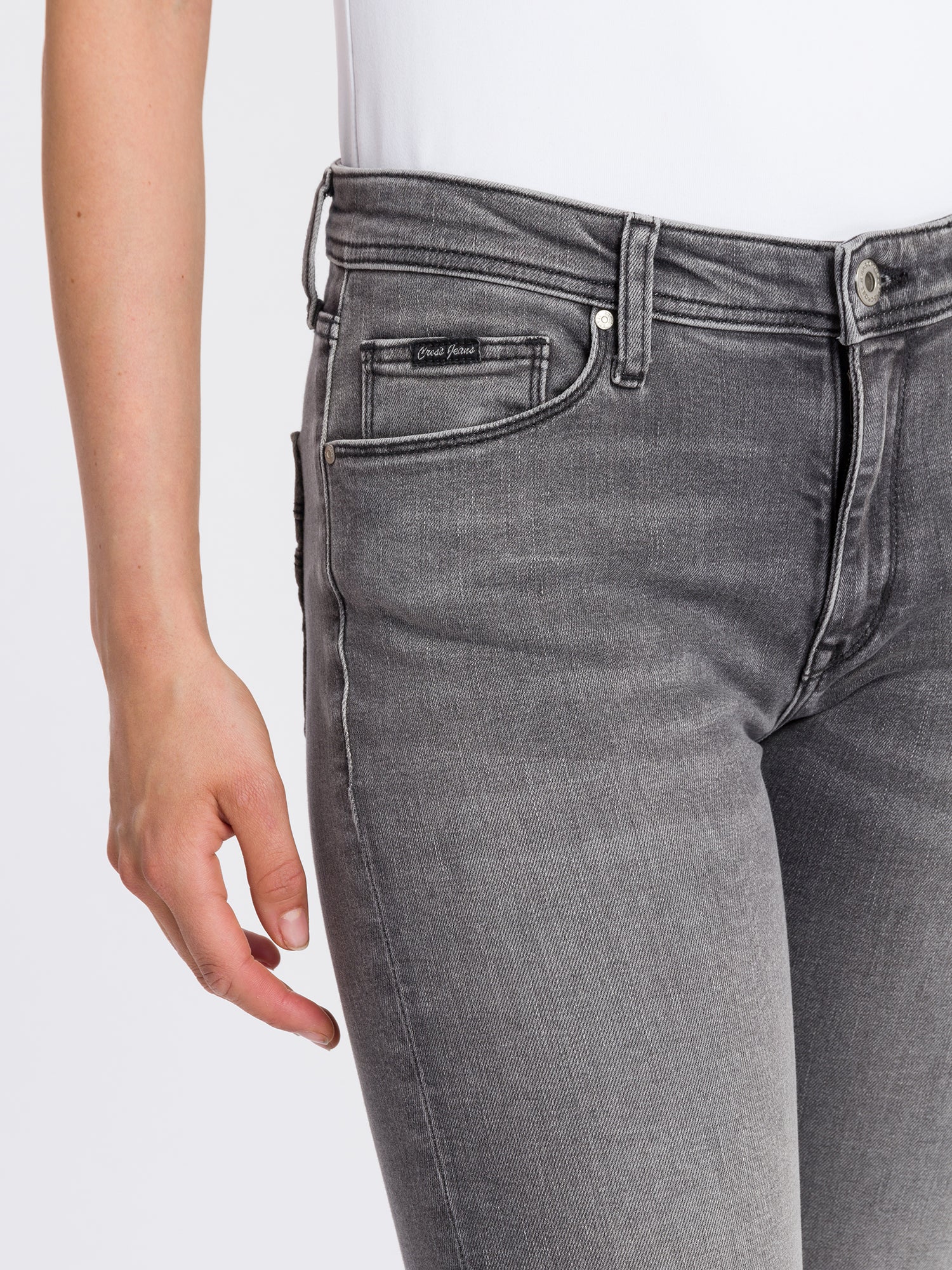 CROSS JEANS Anya Five Pocket - Smoky Granite Grey - P489-204 von Cross Jeans