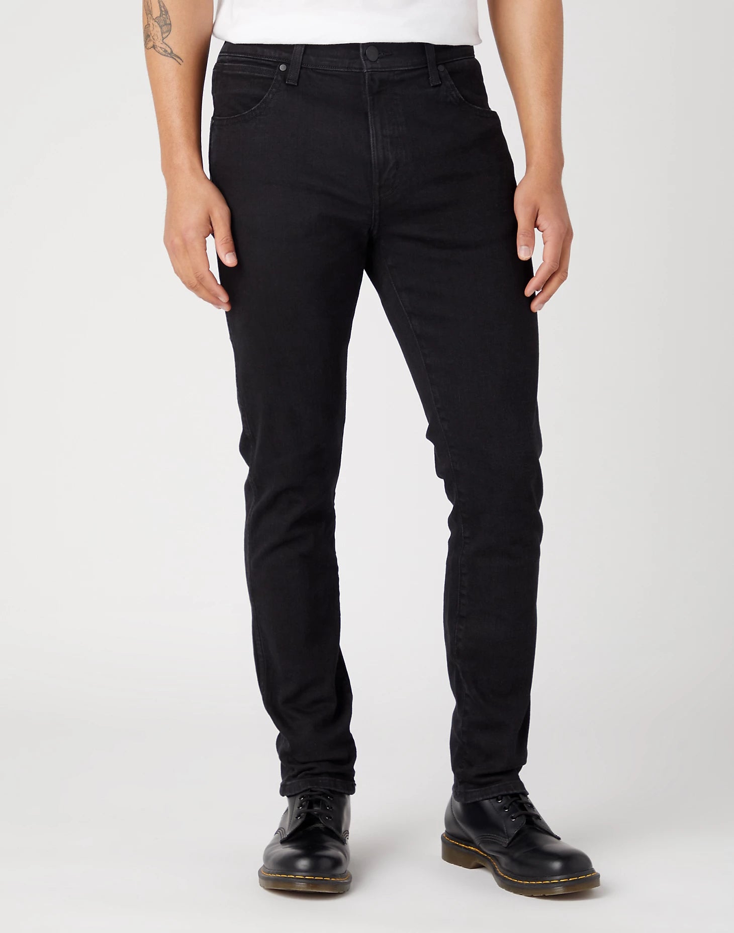 WRANGLER Larston Slim Tapered Jeans - Midnight Shadow Black - 112341423