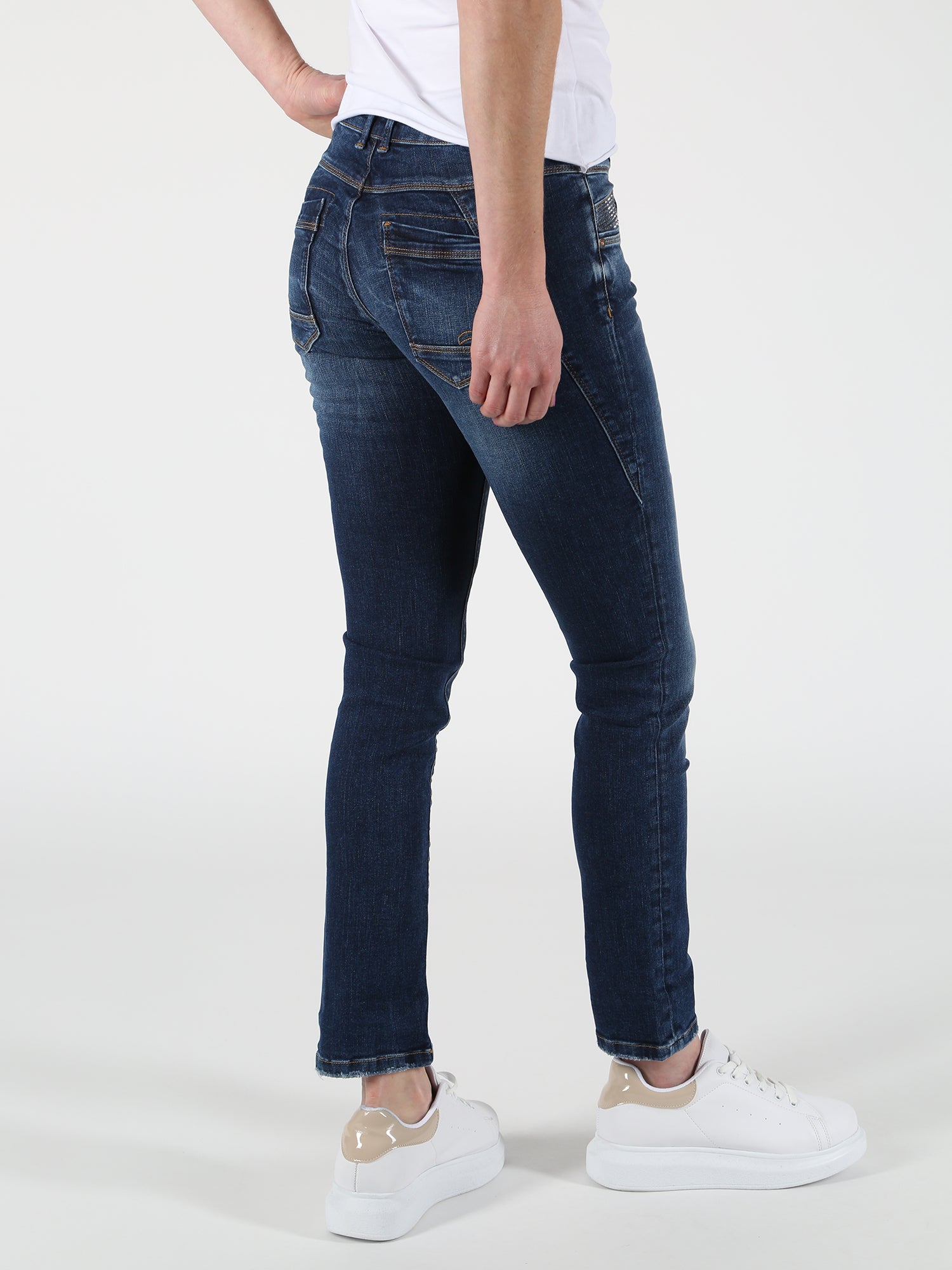 MOD JEANS Rea Jeans - Indigo Drift Blue - AU21-2019.3430 von MOD Jeans