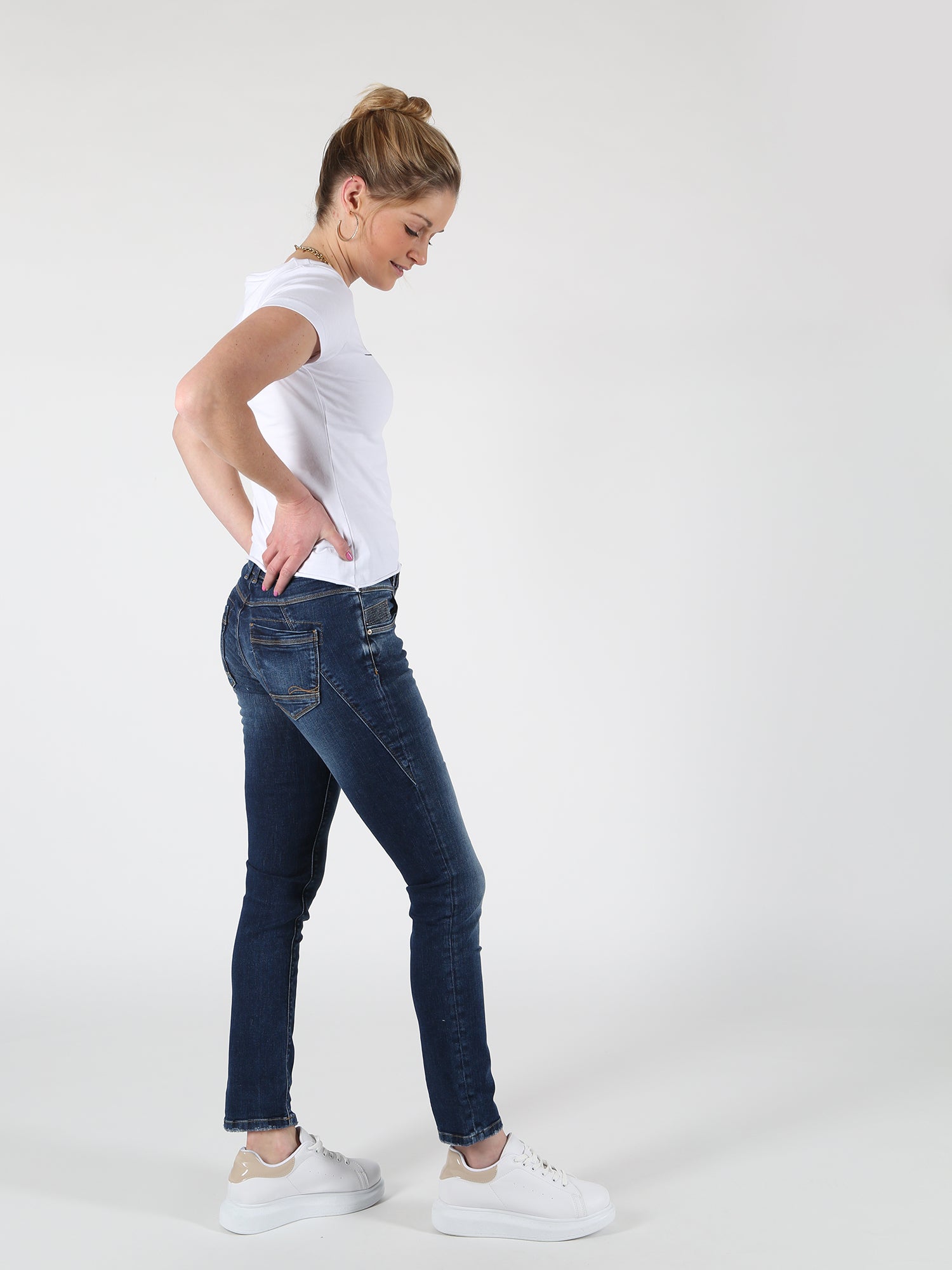MOD JEANS Rea Jeans - Indigo Drift Blue - AU21-2019.3430 von MOD Jeans