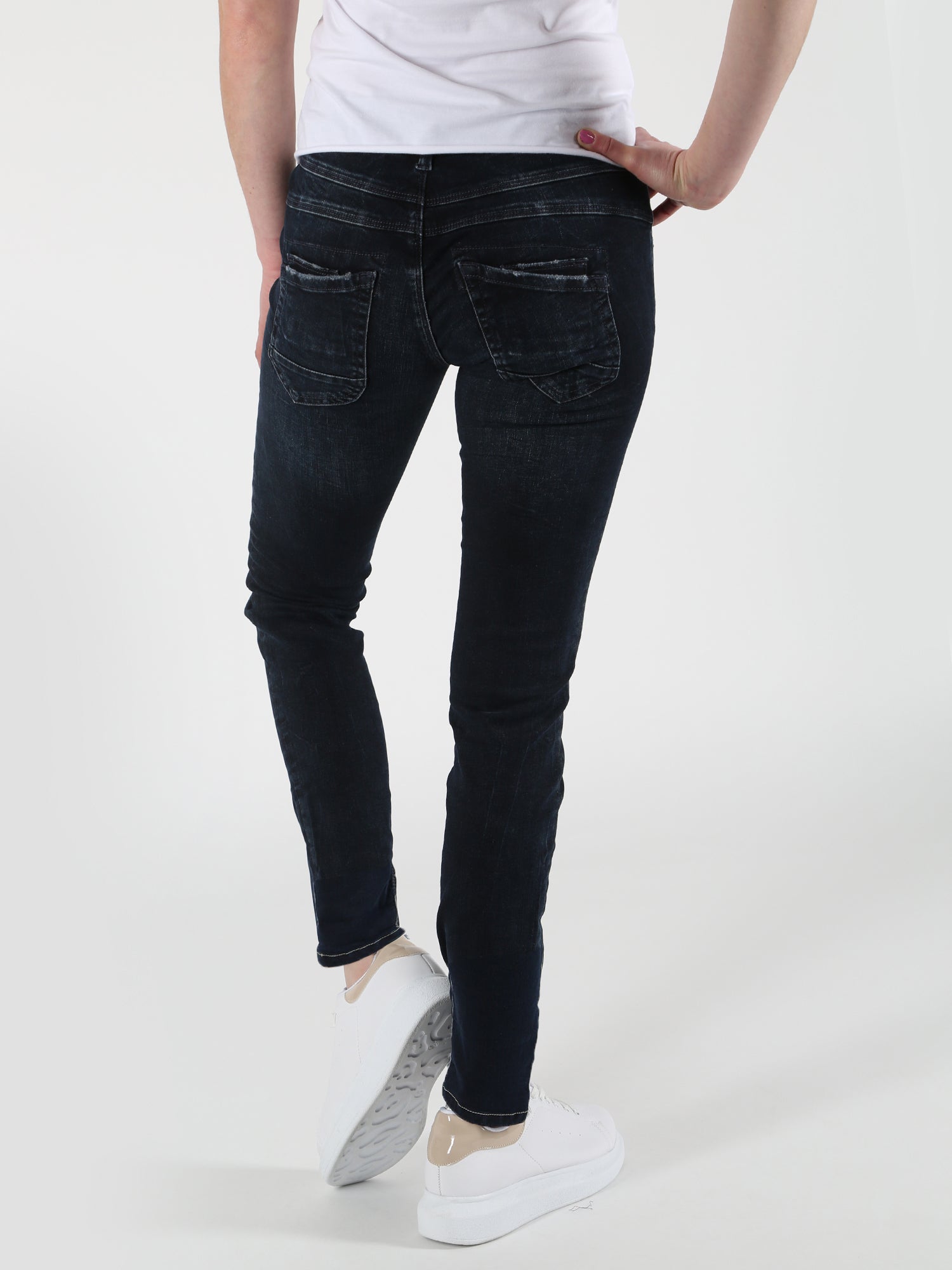 MOD JEANS ULLA Manta Blue Jeans - Night Indigo Wash - AU21-2087.3419 von MOD Jeans
