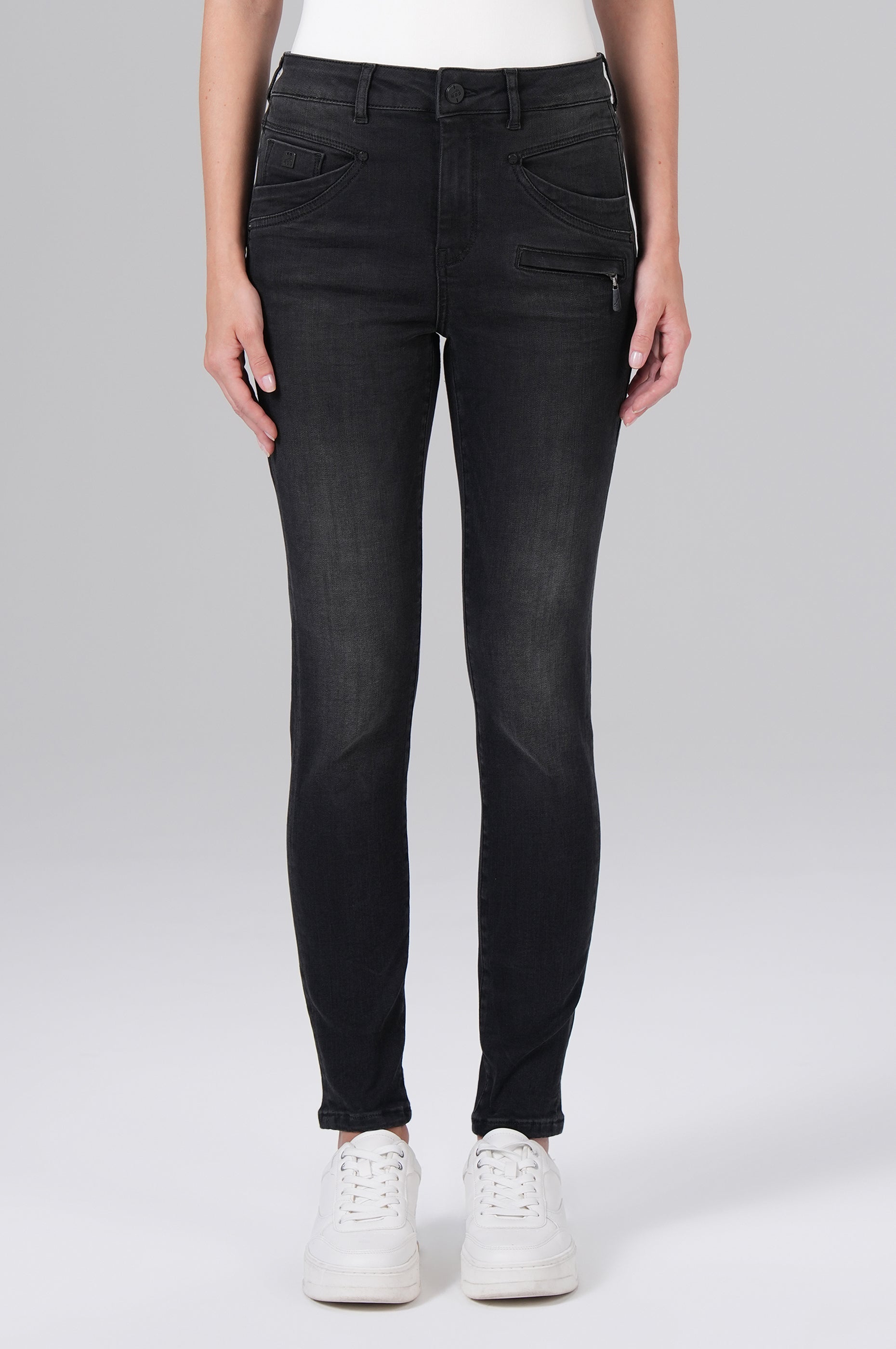 MOD JEANS Suzy Jeans - Midnight Asphalt Black - AU24-2212.4105