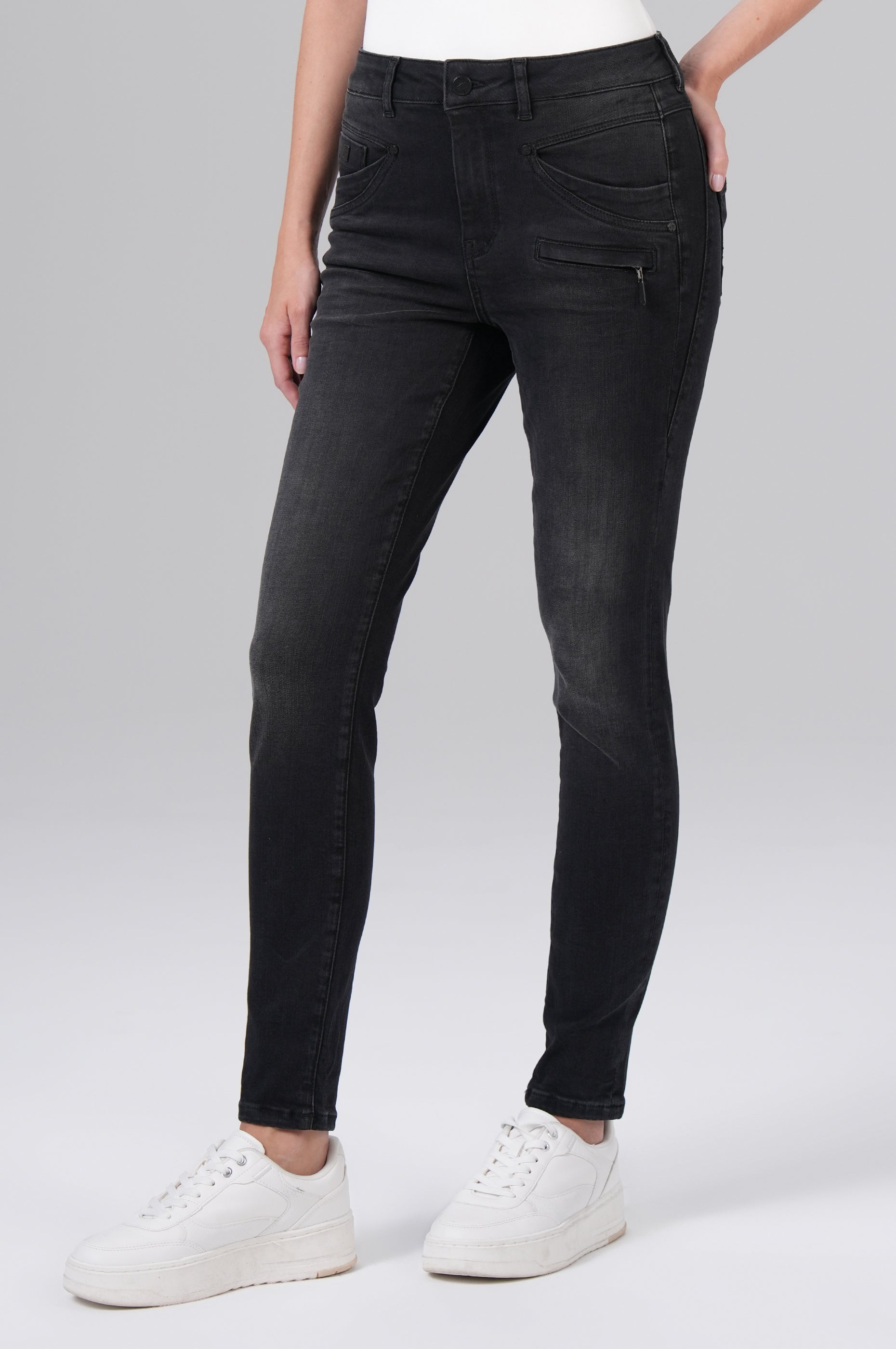 MOD JEANS Suzy Jeans - Midnight Asphalt Black - AU24-2212.4105
