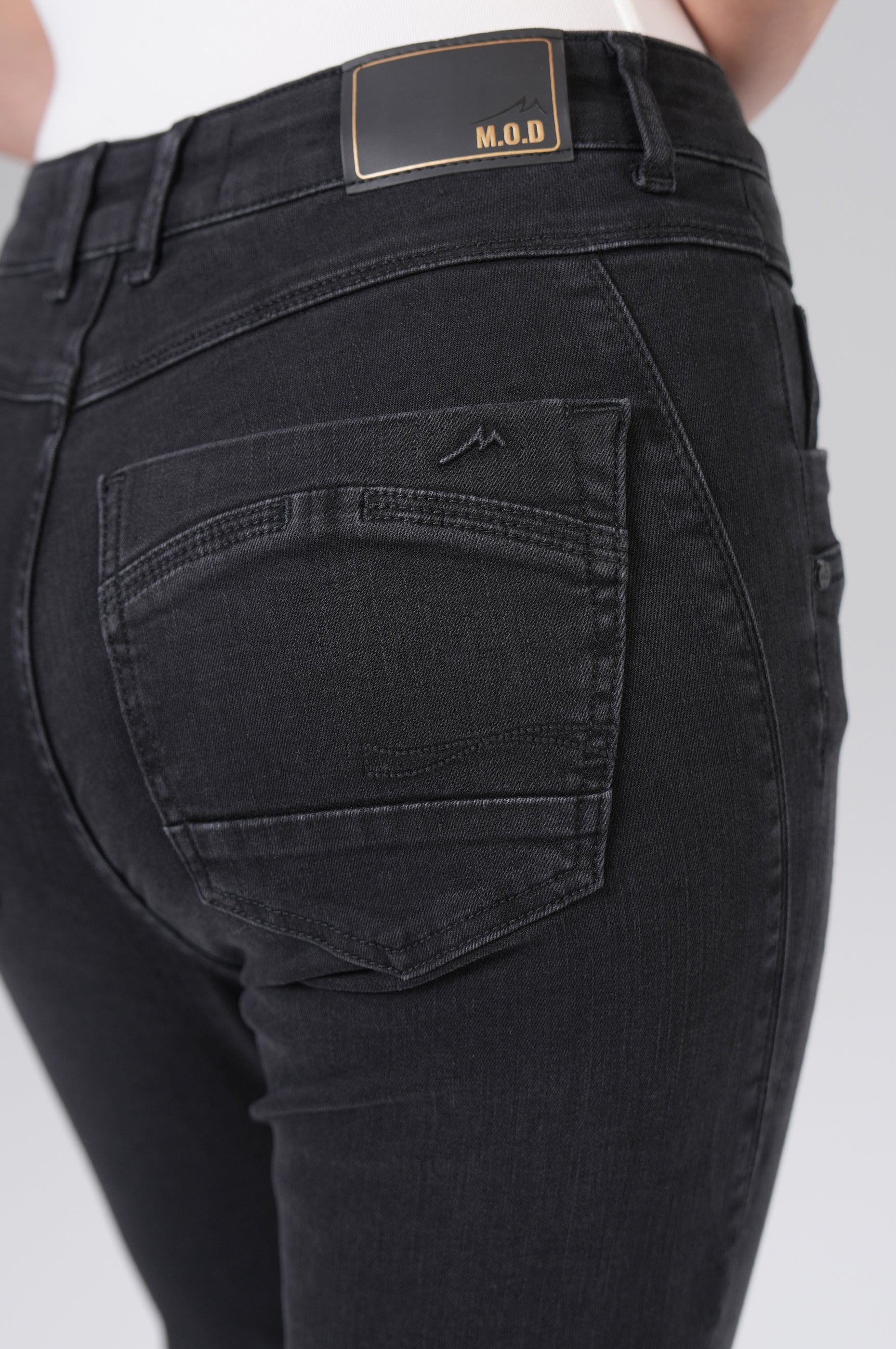 MOD JEANS Suzy Jeans - Midnight Asphalt Black - AU24-2212.4105 von MOD Jeans