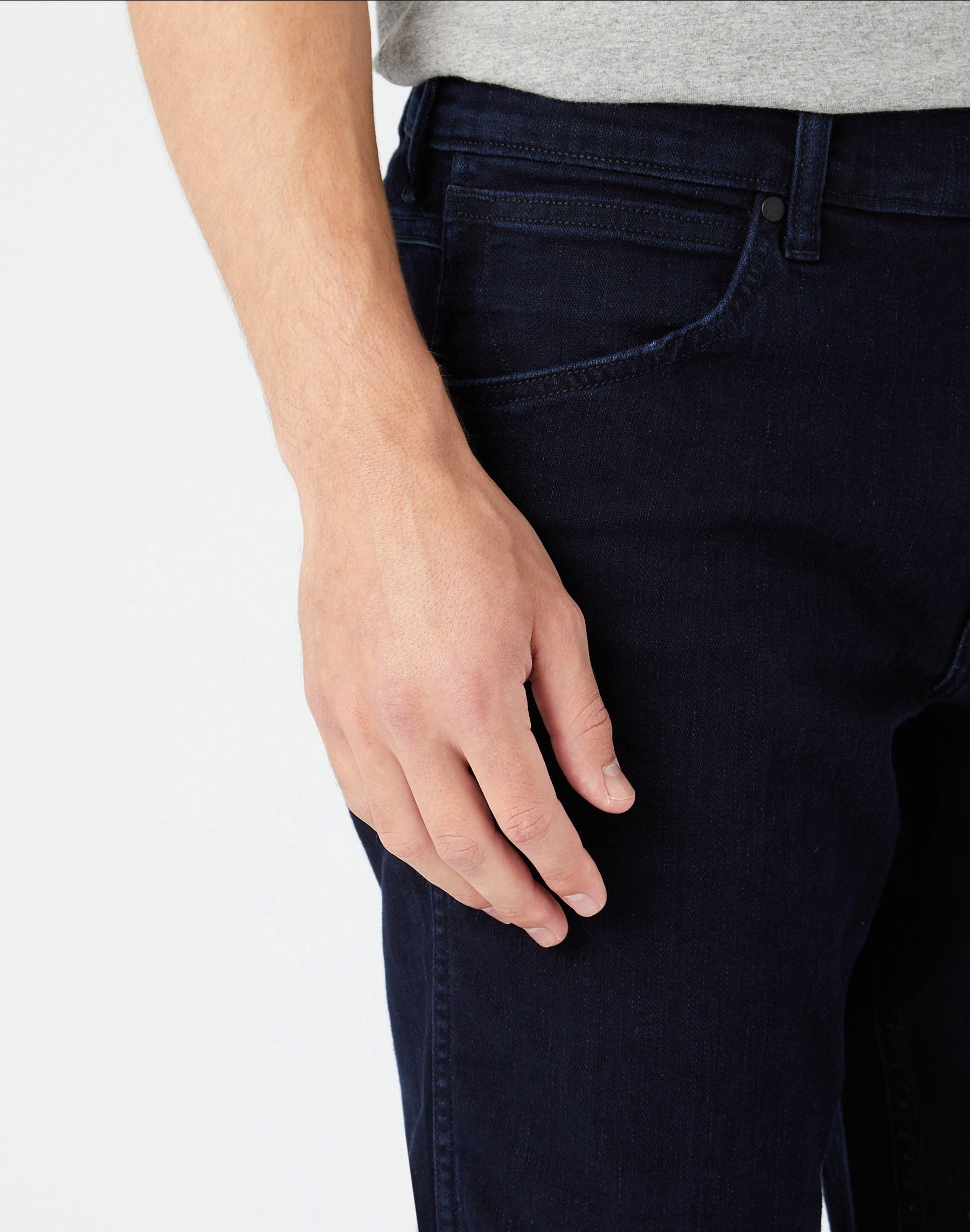 WRANGLER GREENSBORO Five Pocket - Deep Indigo Blue - W15QQC77D von Wrangler