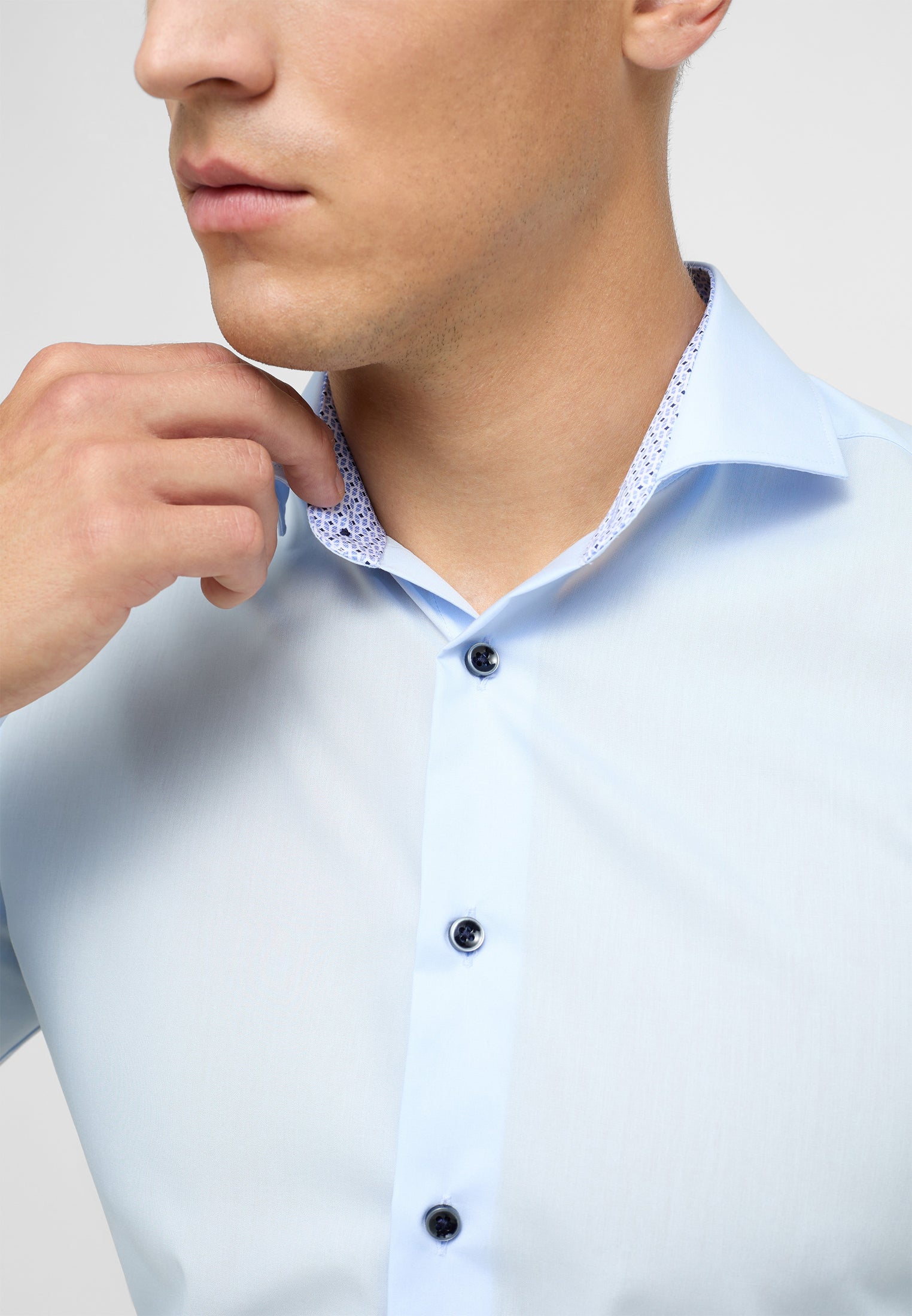 ETERNA SLIM FIT Langarm Hemd - Sky Whisper Blue - 1307-11-F142 von Eterna