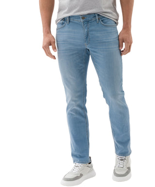 BRAX Chuck Jeans - Blue Mist Wash - 7953020 81-6278-28