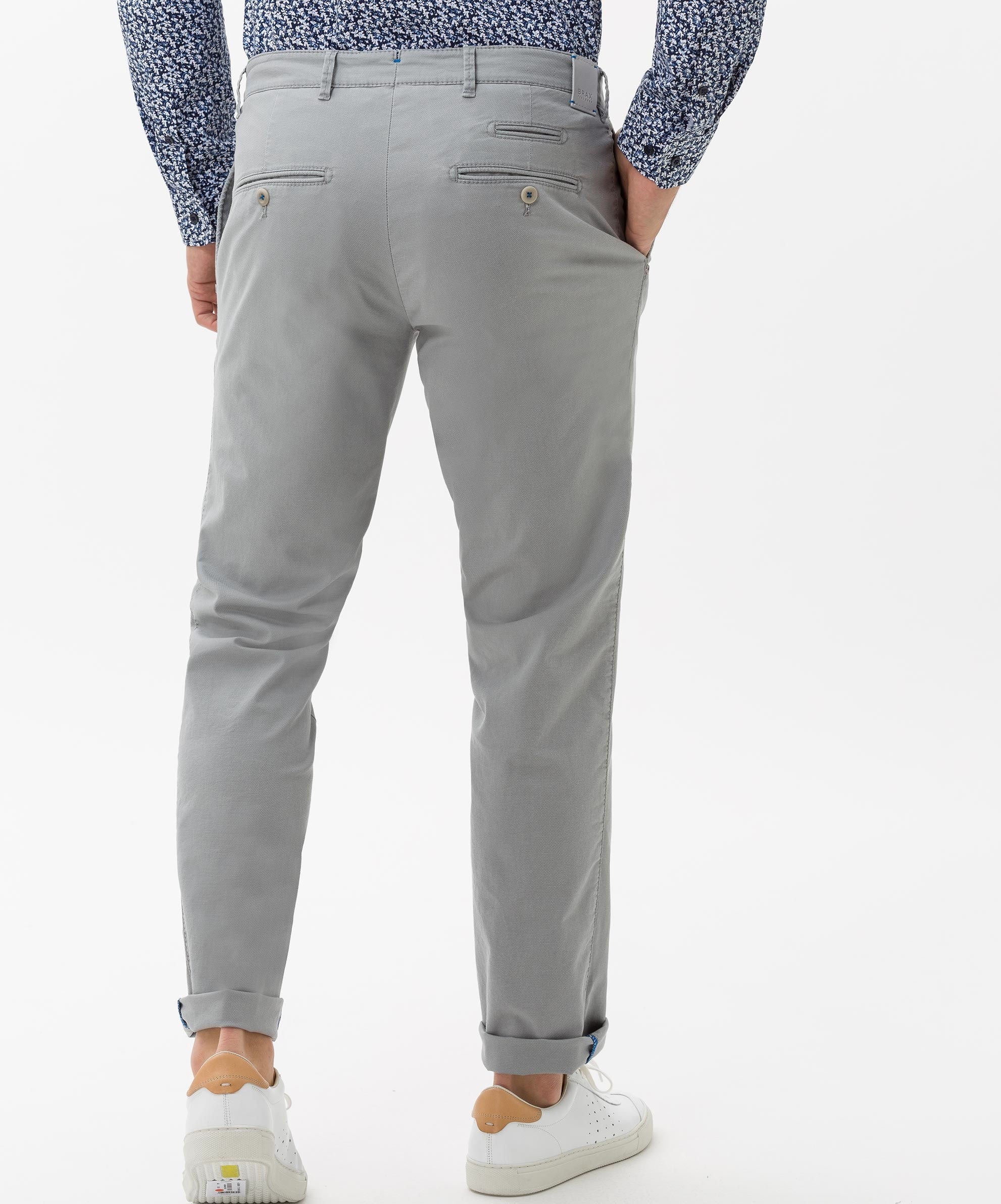 BRAX FABIO IN Tapered Chino - Silver Fog Grey - 07882020 84-1557.07 von BRAX
