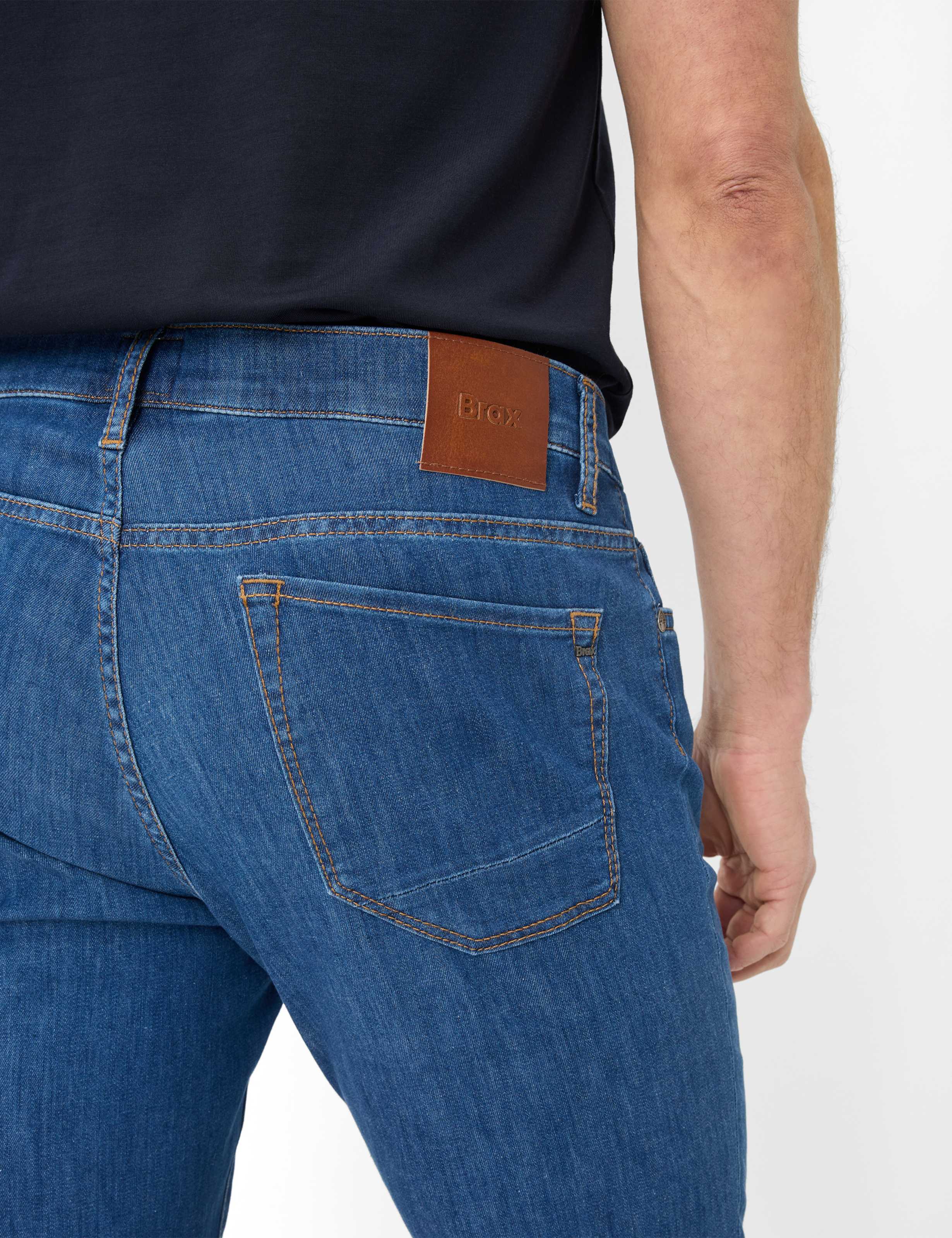 BRAX CHUCK Jeans - Coastal Indigo - 7951920 81-7228-25 von BRAX