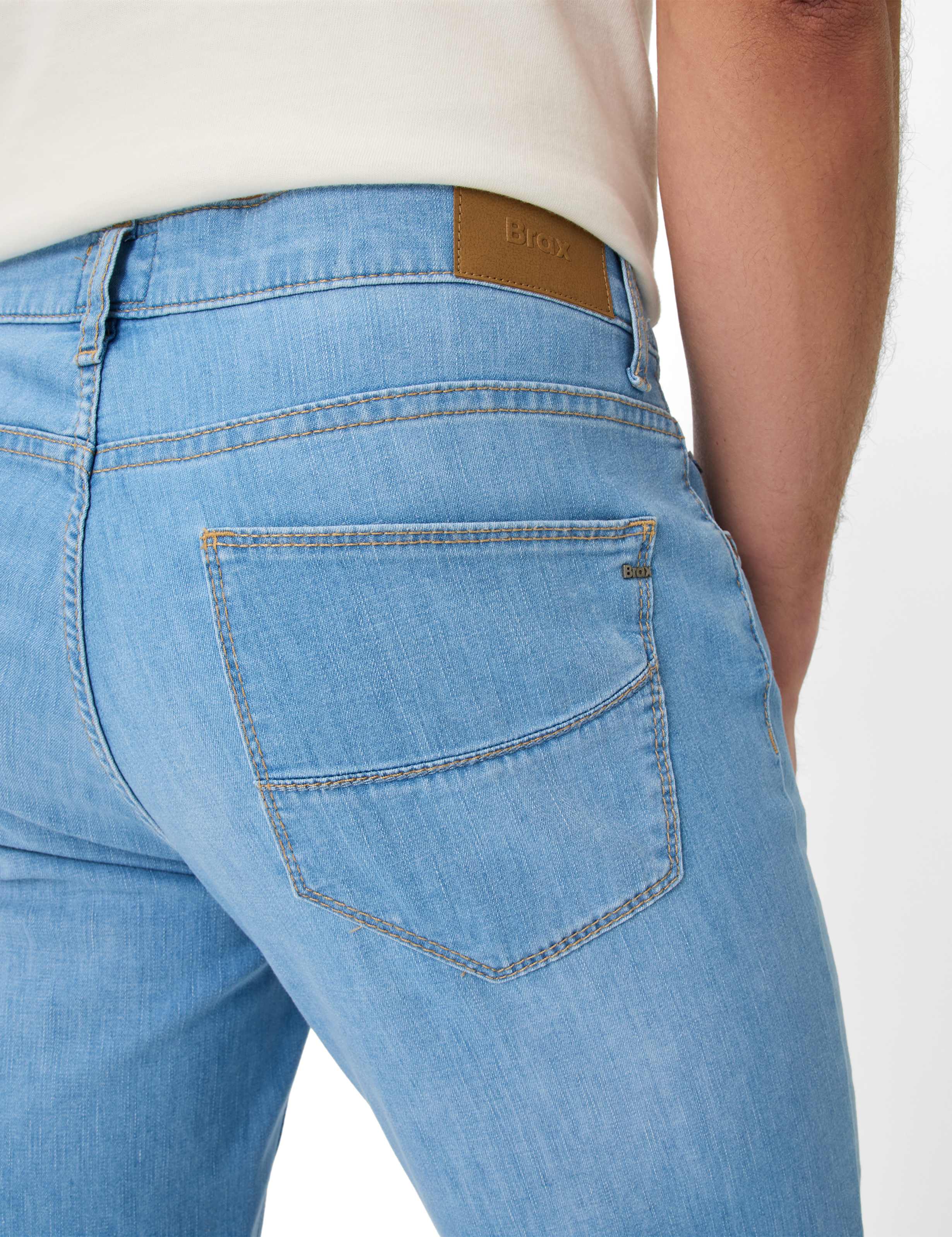 BRAX CADIZ U Straight Jeans - Bright Shore Blue - 7953720 81-7148-27 von BRAX