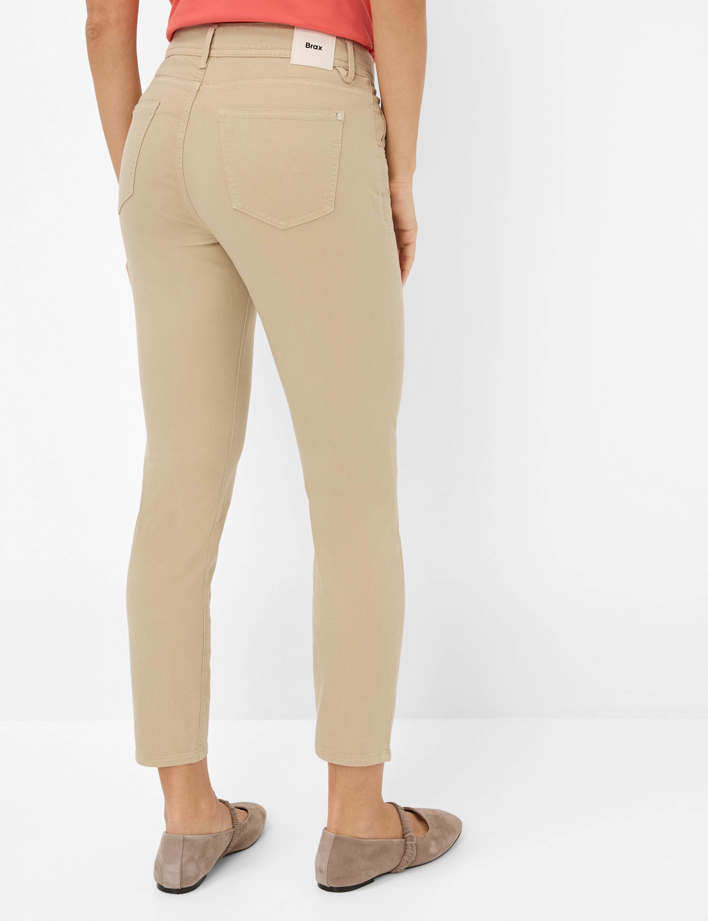 BRAX SHAKIRA S Slim Jeans - Sunlit Oat Beige - 9933720 71-7948-54 von BRAX