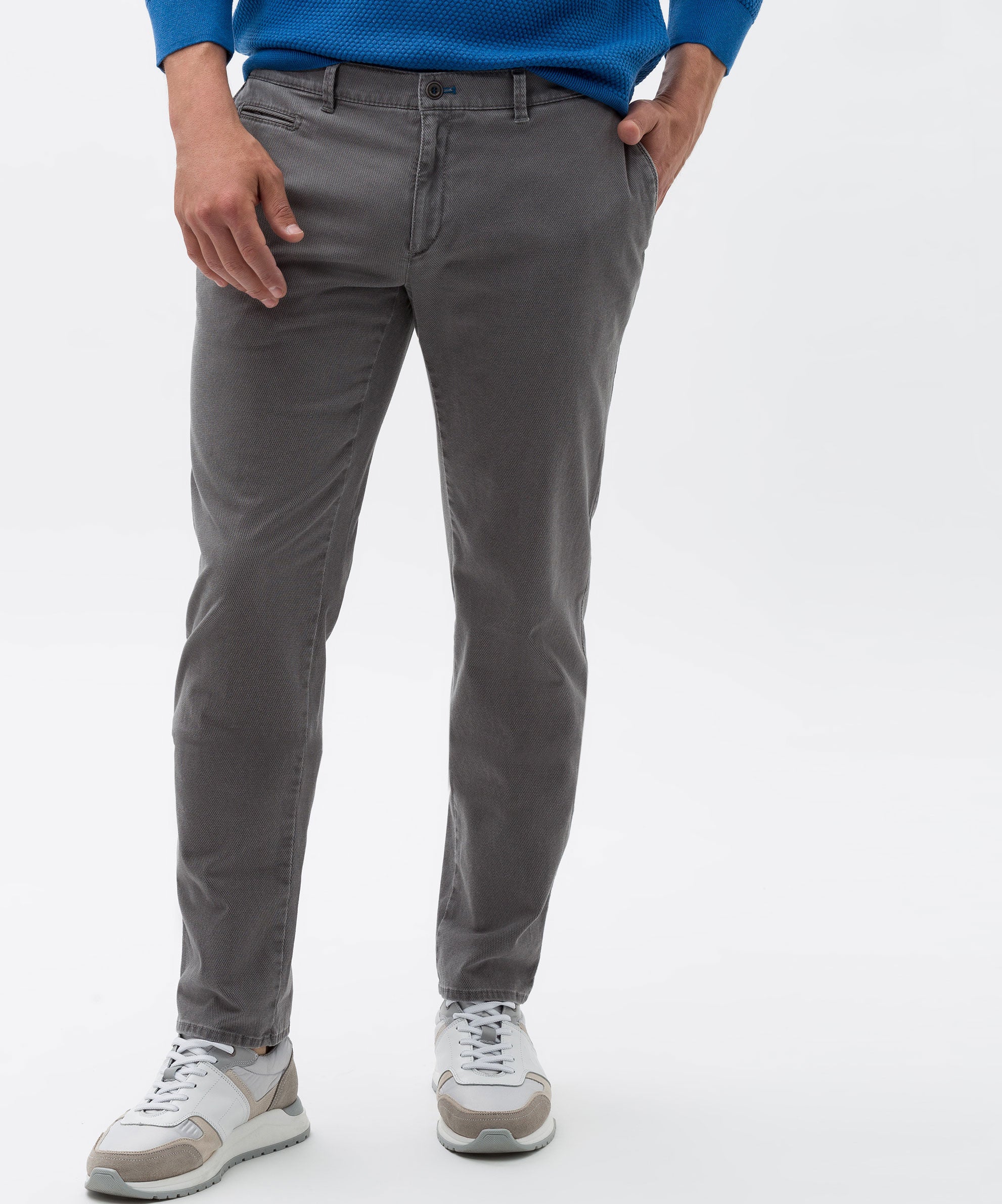 BRAX FABIO IN Slim Chino - Stone Grey Haze - 7882020 85-1204.06 von BRAX