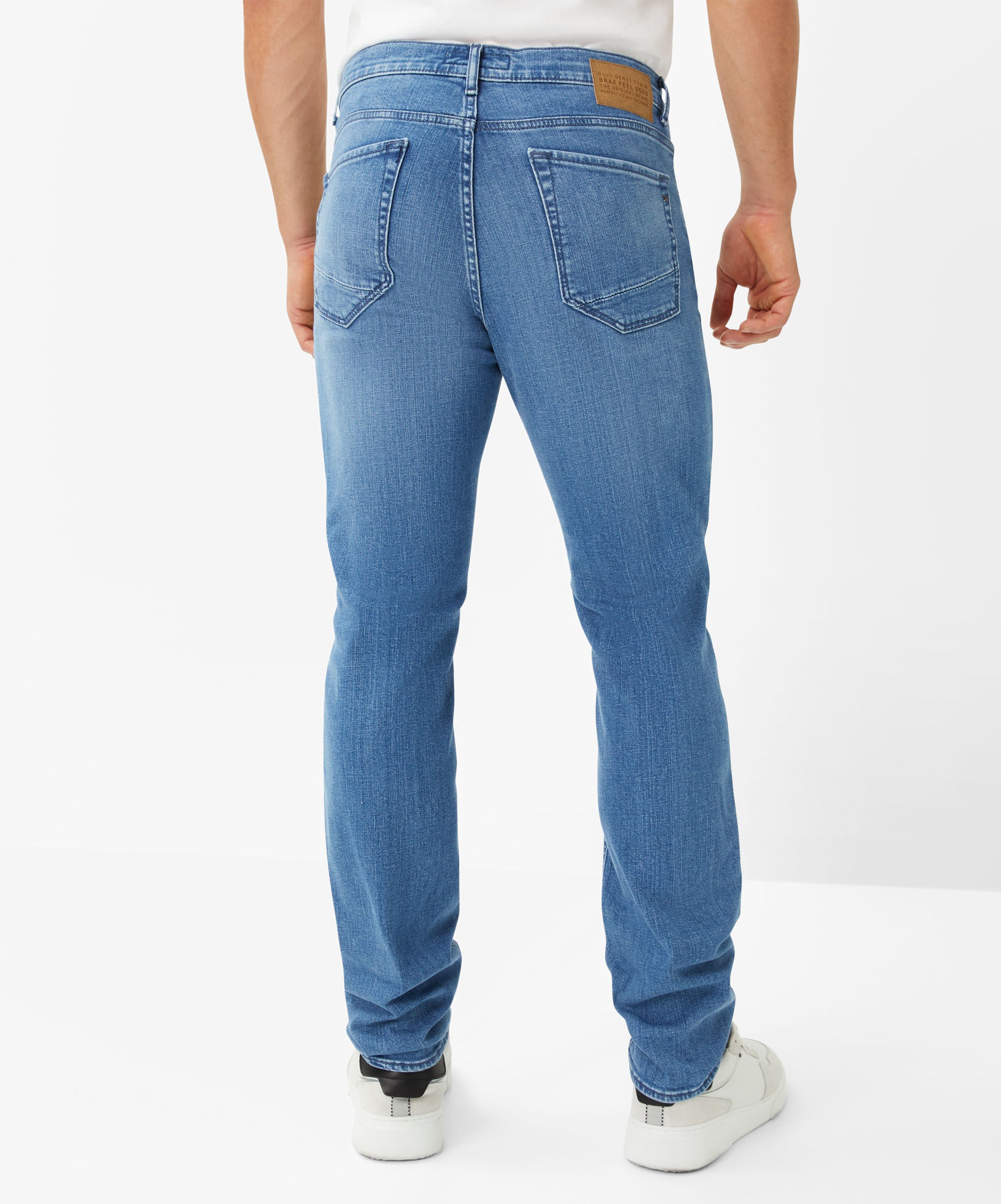 BRAX CHUCK - Sky Harbor Used Jeans - 7951920 81-7307-27 von BRAX