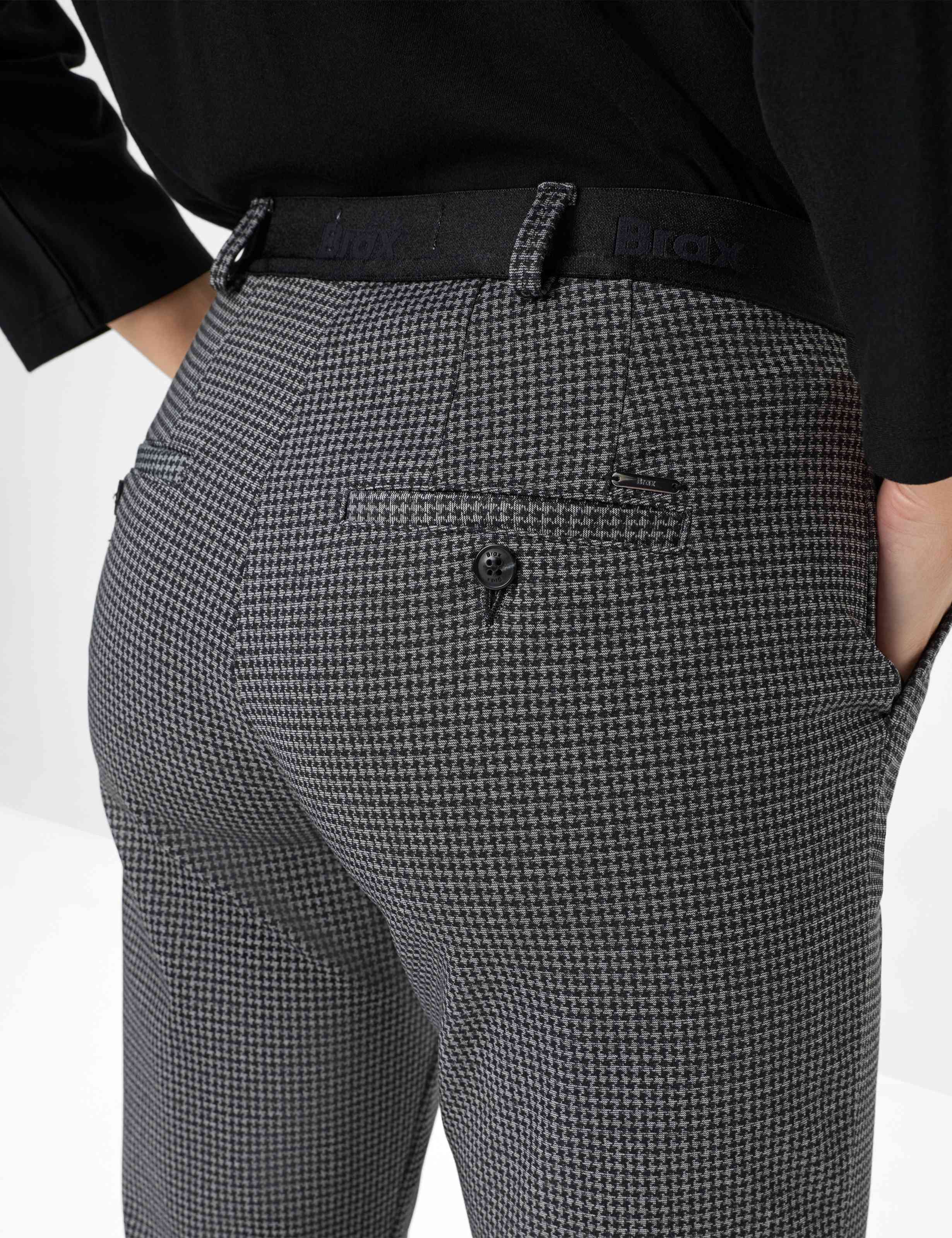 BRAX MARON S Pull On Chino - Houndstooth Charcoal Grey - 9212320 71-5827-06 von BRAX