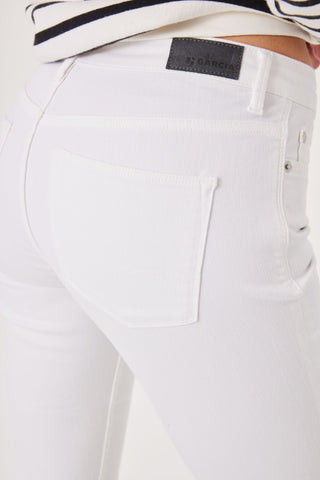 GARCIA JEANS Celia Capri Slim Fit - Pearl Cloud White - 277.50