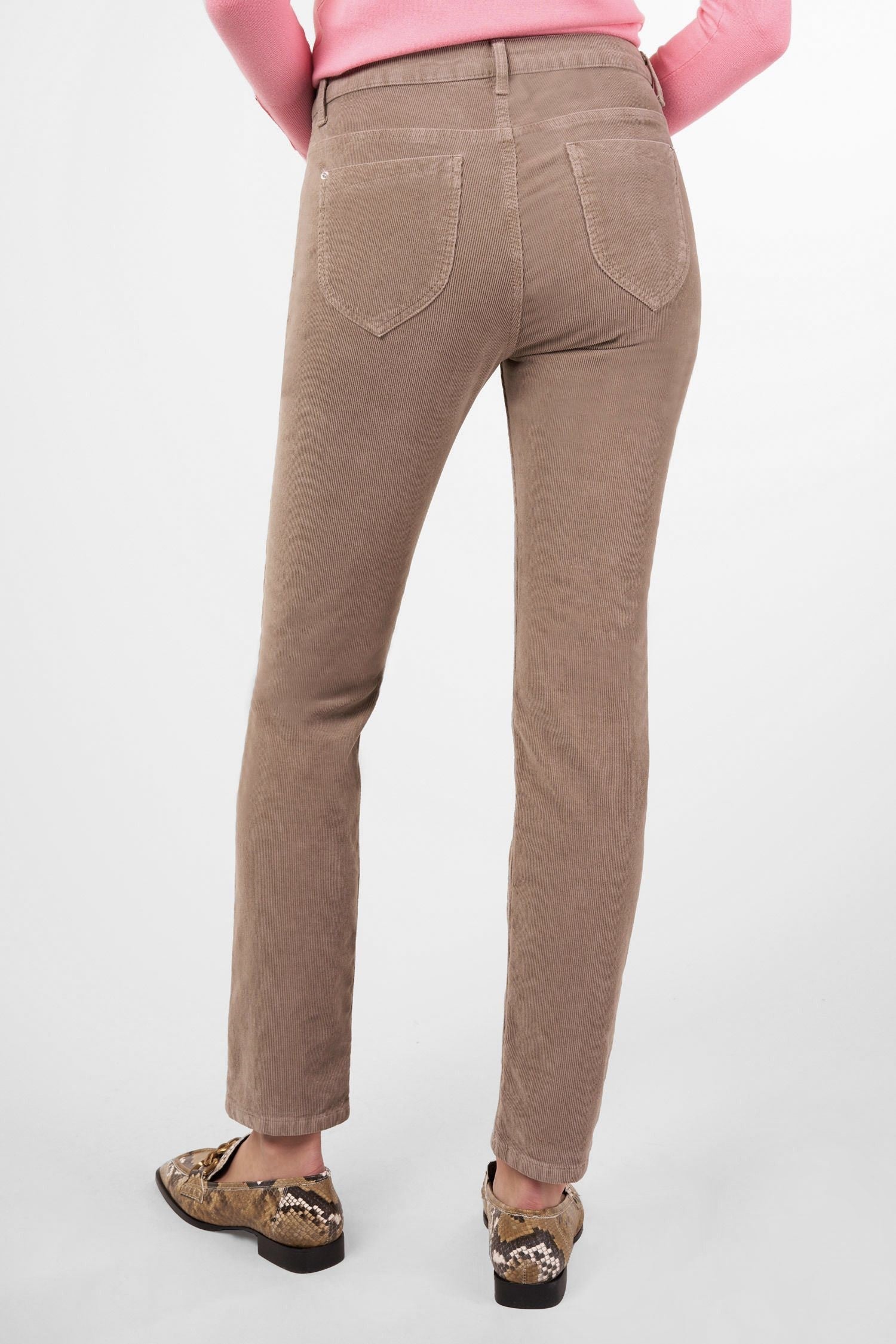 BLUE FIRE Nancy Slim-Fit Cordhose - Warm Sand - 1001.4143 von Blue Fire