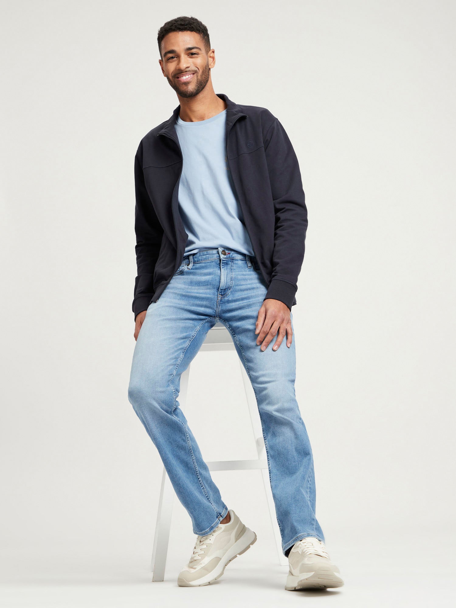 CROSS JEANS Damien Jeans - Misty Shore Blue - E198-084 von Cross Jeans