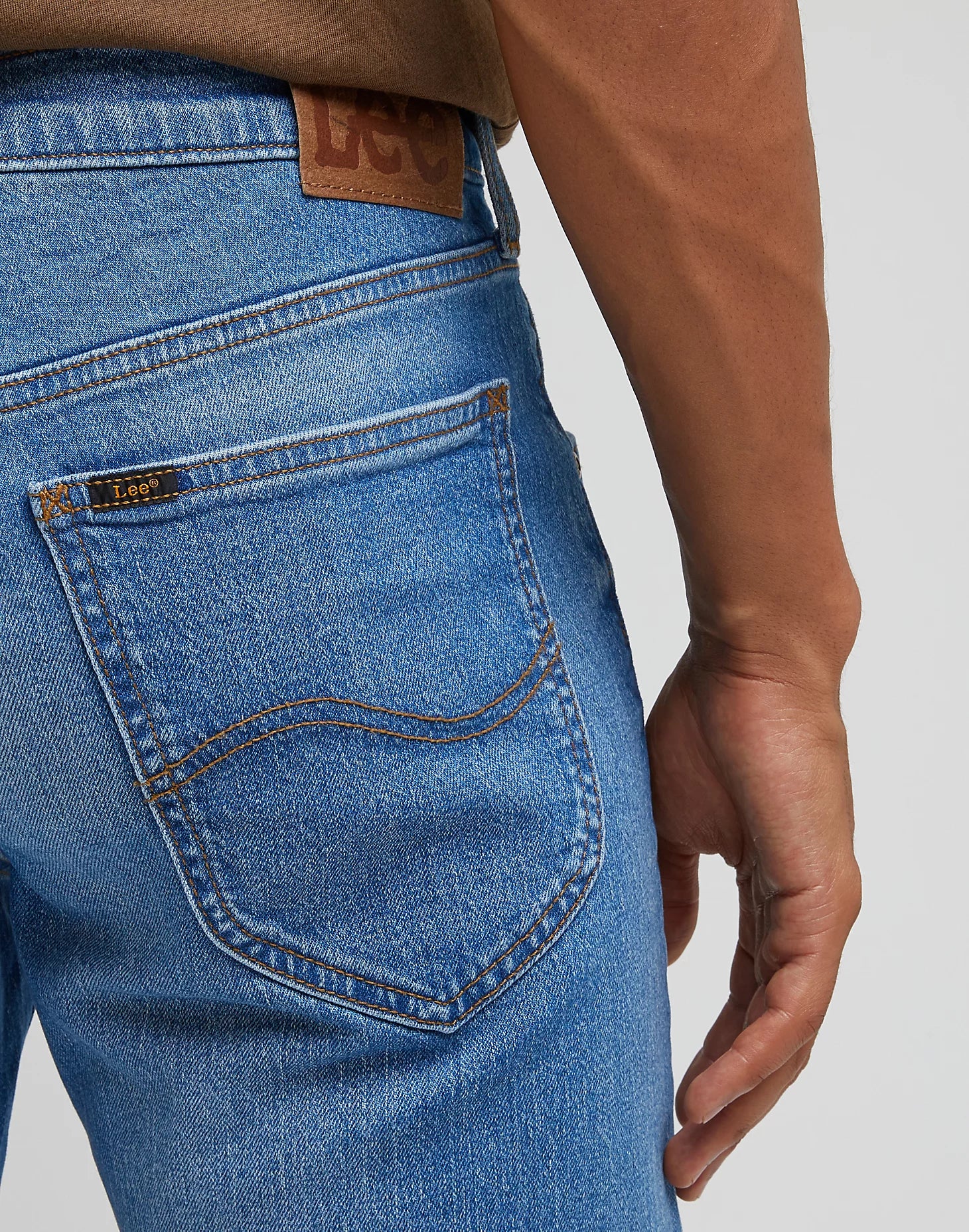 WRANGLER Daren Zip Fly Jeans - Azure Drift Blue - 112346324 von Wrangler