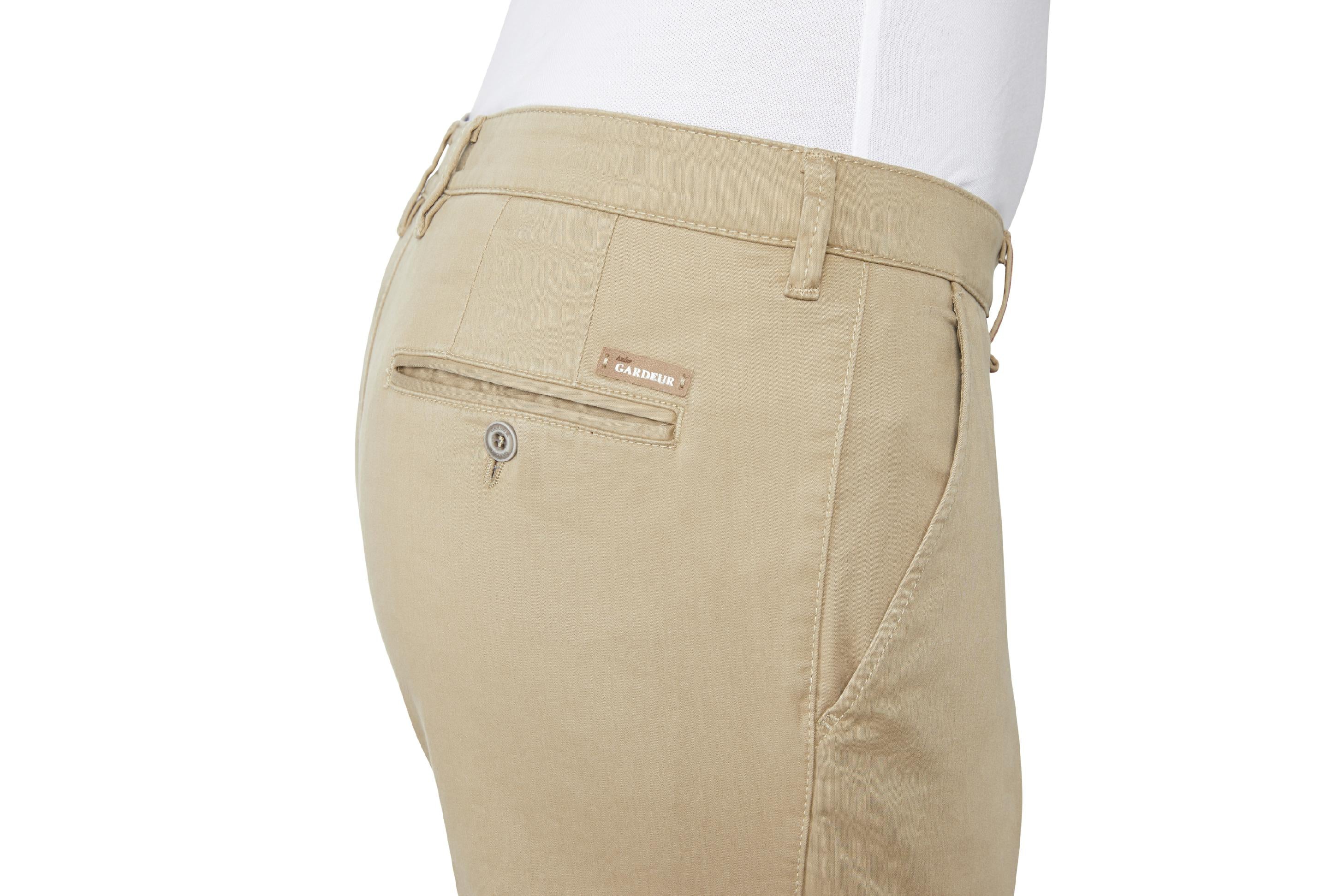 ATELIER GARDEUR Benito Chino - Sahara Sand - BENITO-0-411361-18 von Atelier Gardeur
