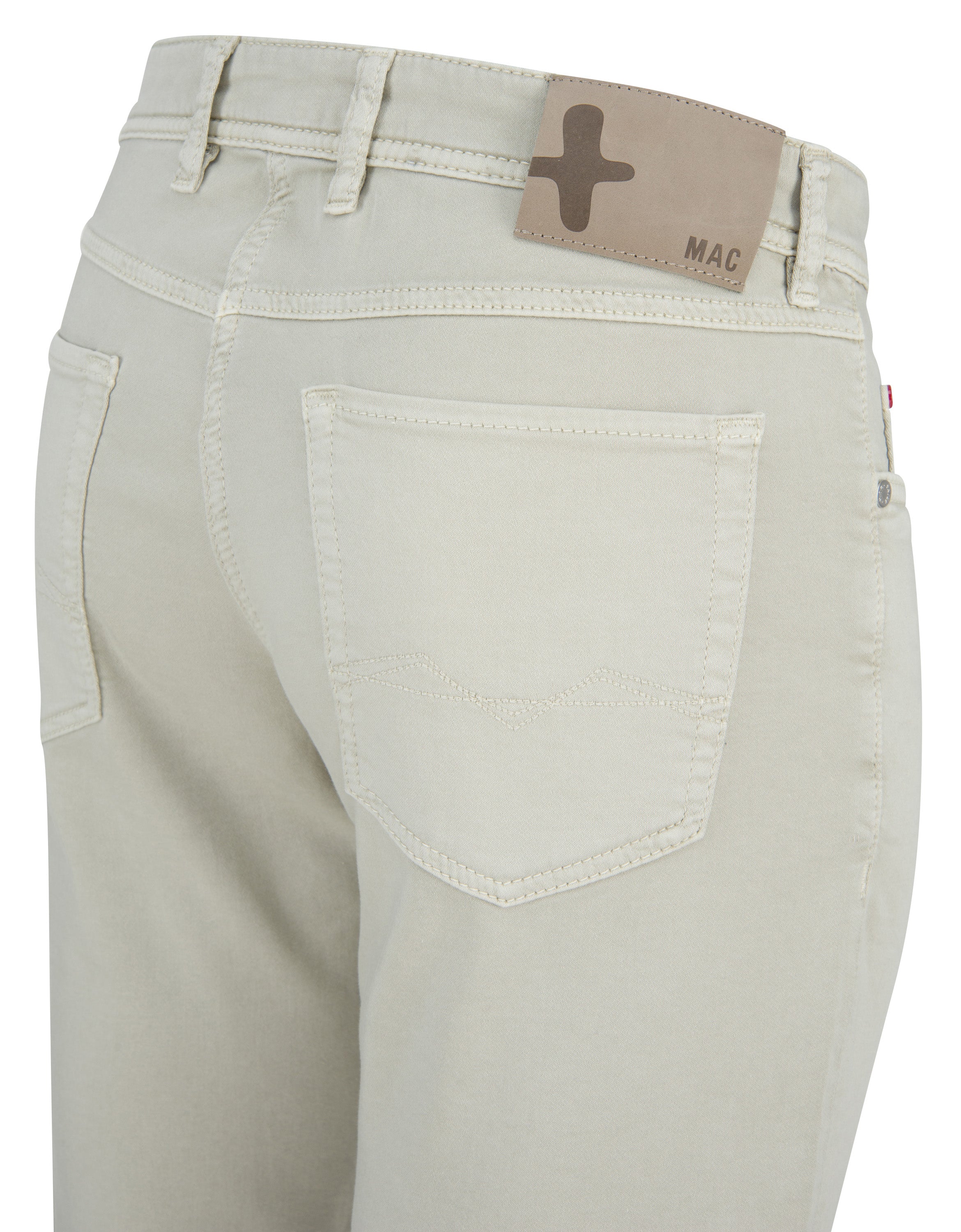 MAC Jog'N Short Bermuda - Linen Drift Sand - 0562-00-0994L H022