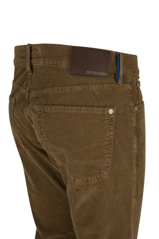 OTTO KERN Ray Five Pocket - Sable Cord Brown - 67011 3200.8011
