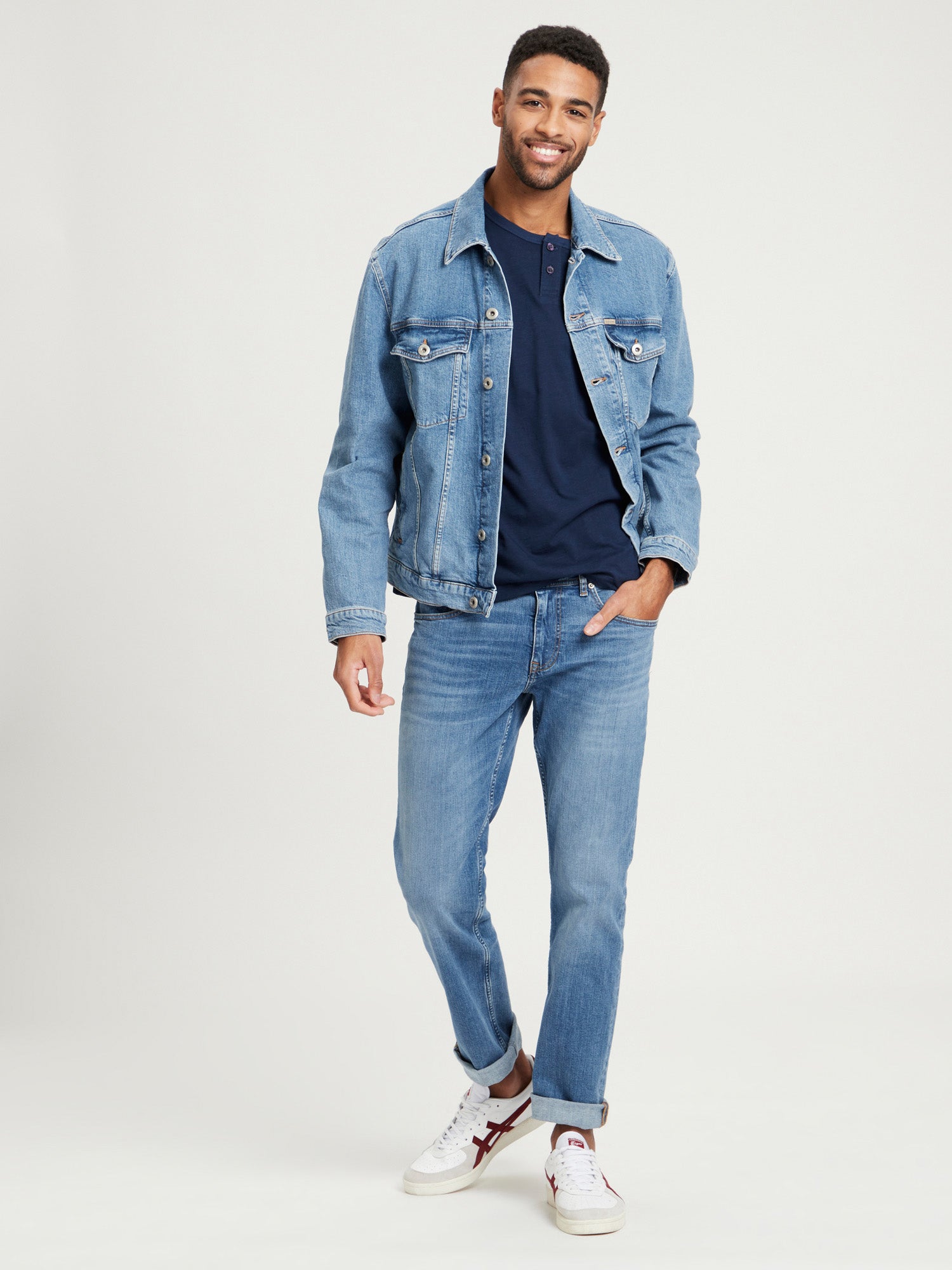 CROSS JEANS Dylan Jeans - Light Denim Wash Blue - E195-135 von Cross Jeans
