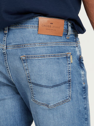 CROSS JEANS Dylan Jeans - Light Denim Wash Blue - E195-135