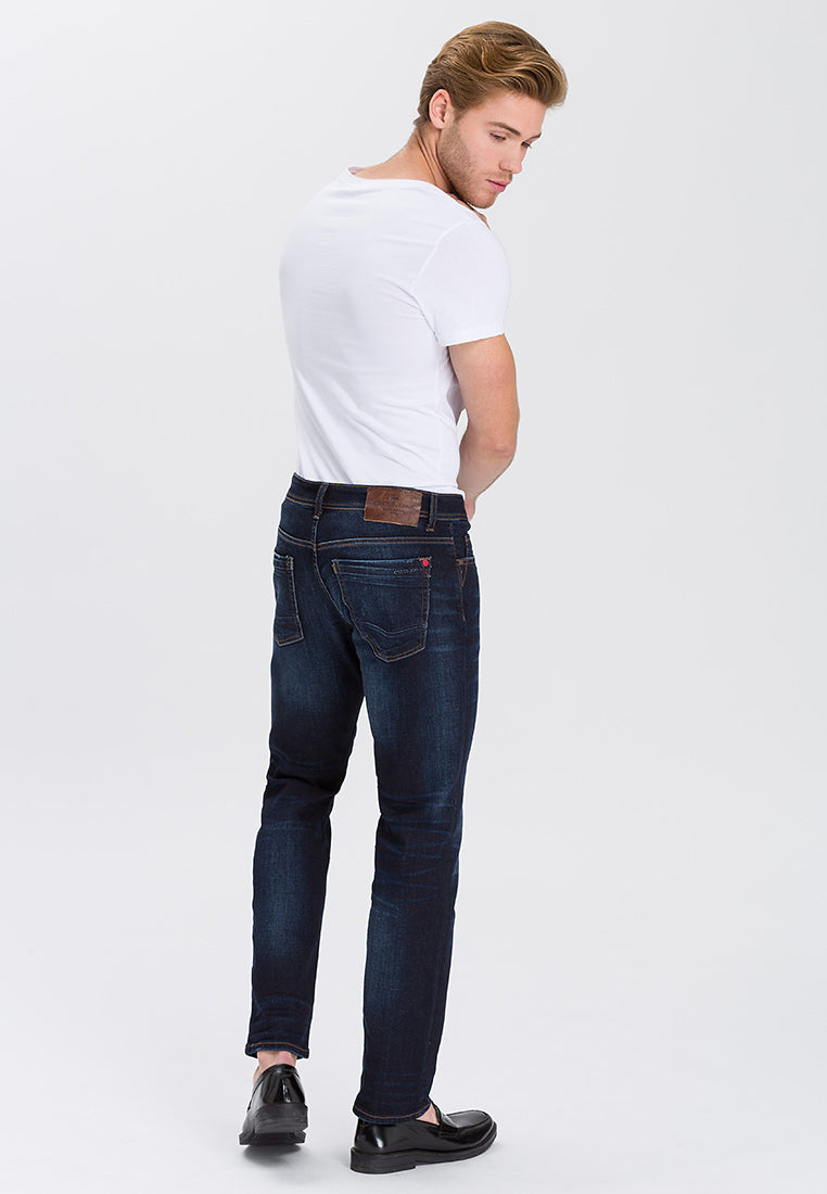 CROSS JEANS Antonio Five Pocket - Midnight Cobalt - E161-089