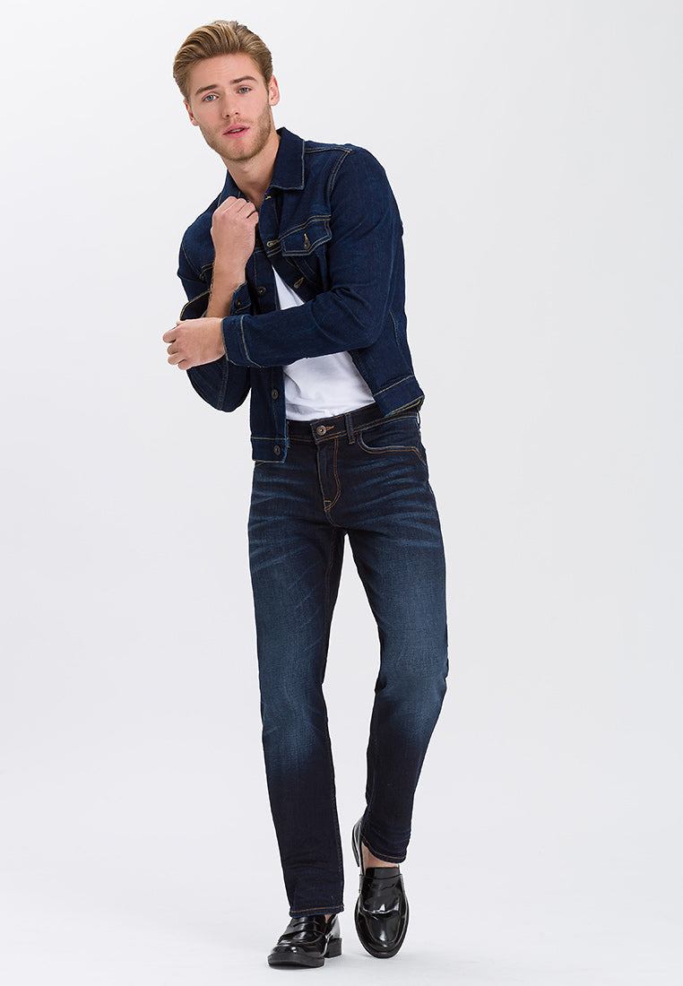 CROSS JEANS Antonio Five Pocket - Midnight Cobalt - E161-089 von Cross Jeans