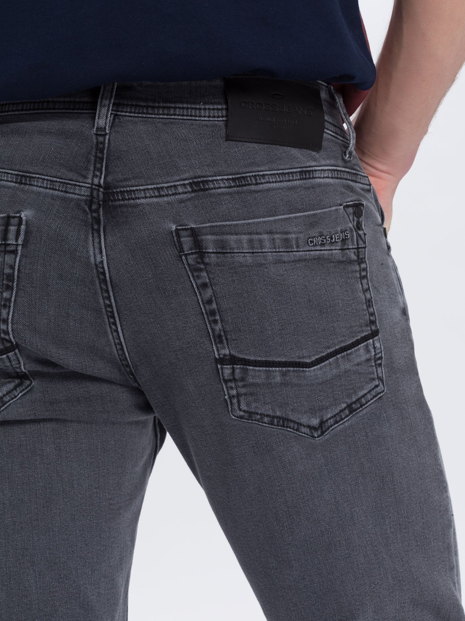 CROSS JEANS Antonio Five Pocket - Stormy Ash Grey - E161-134 von Cross Jeans